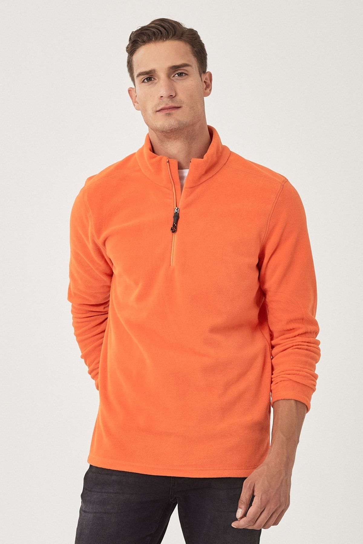 AC&Co / Altınyıldız Classics Erkek Turuncu Standart Fit Günlük Rahat Fermuarlı Yaka Polar Spor Sweatshirt