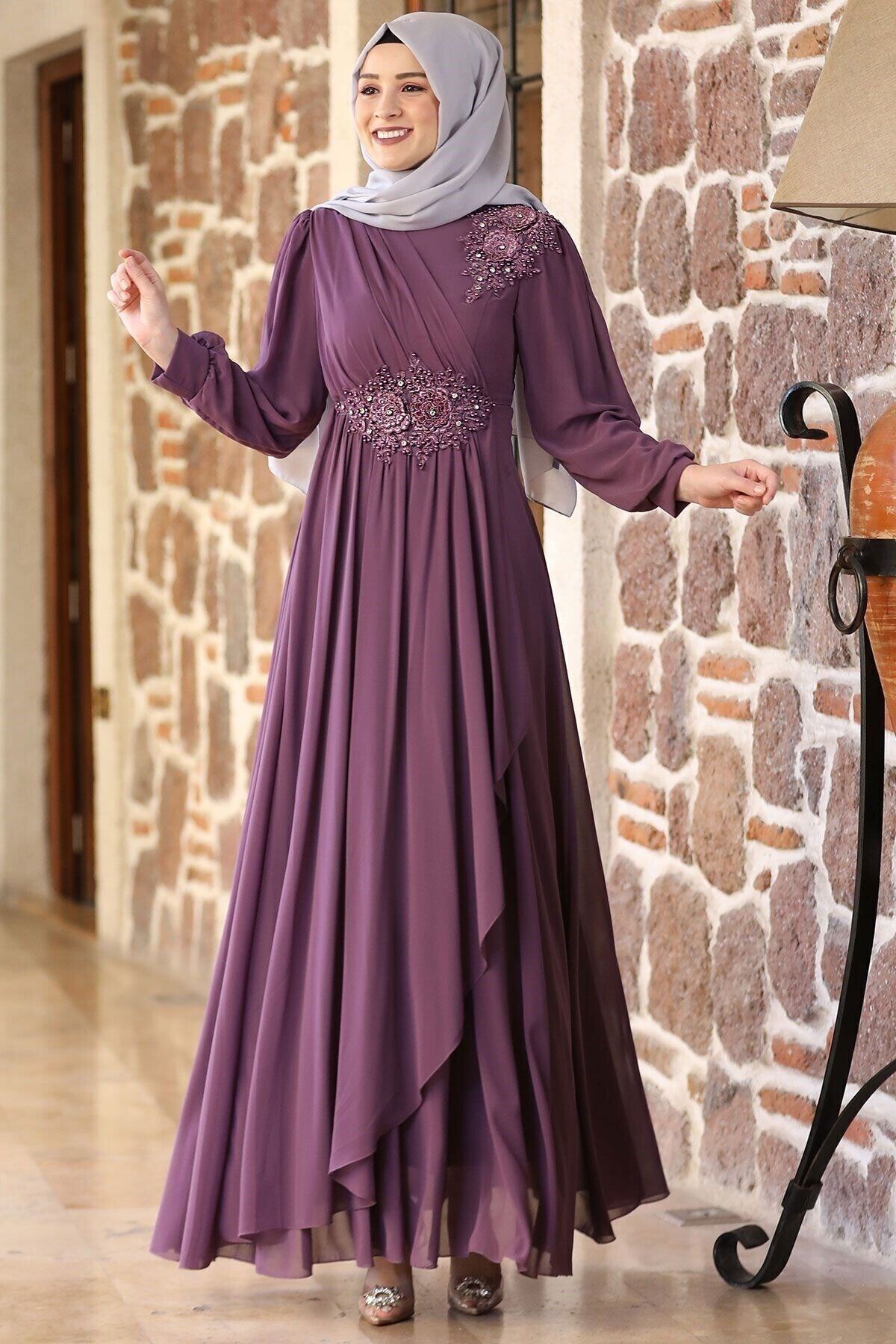 Amine Hüma Nevra Tesettür Abiye Gül Kurusu