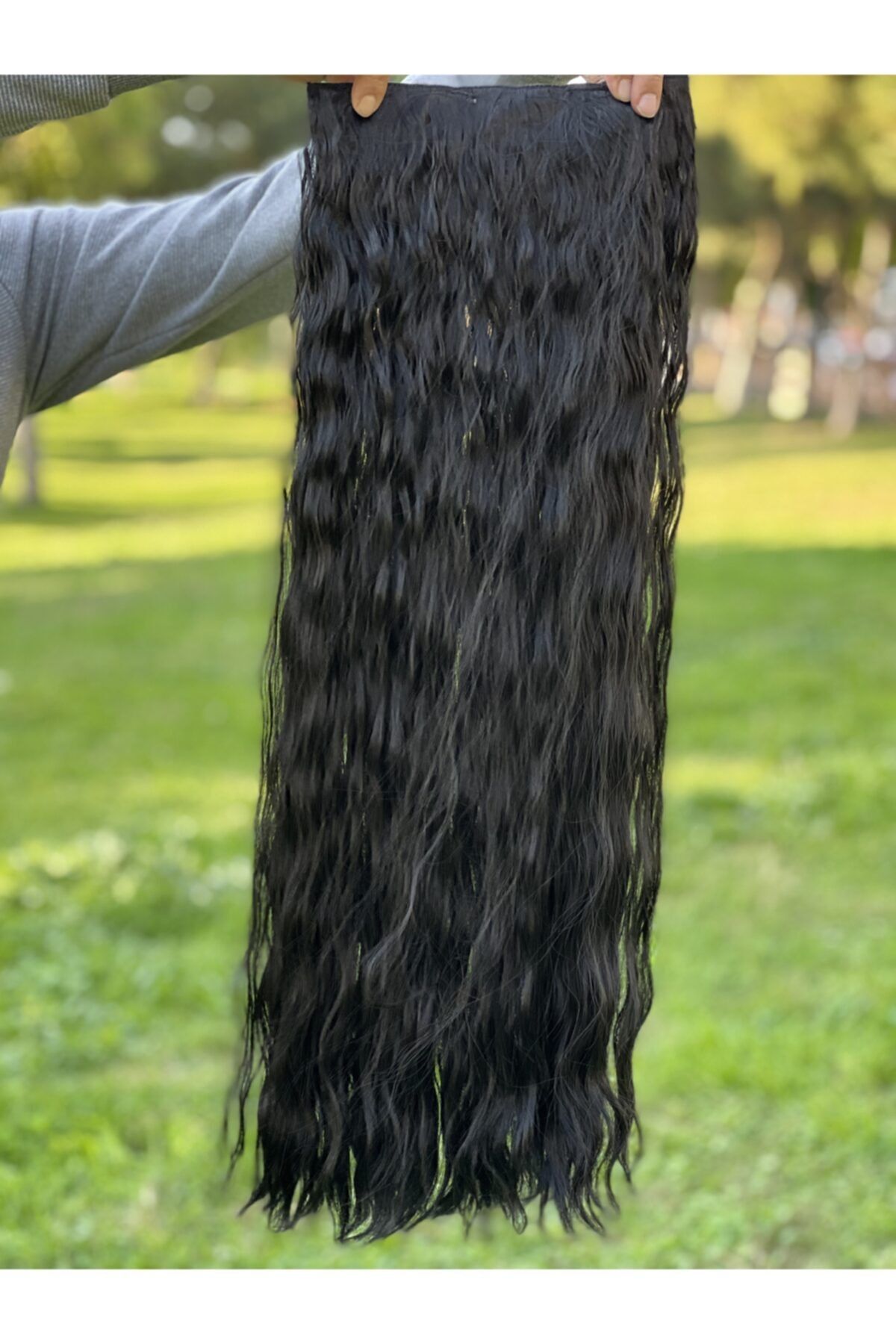 Fenomen Peruk Kıvırcık Yarımay + 2 Yan Siyah Çıt Çıt 75-80 Cm