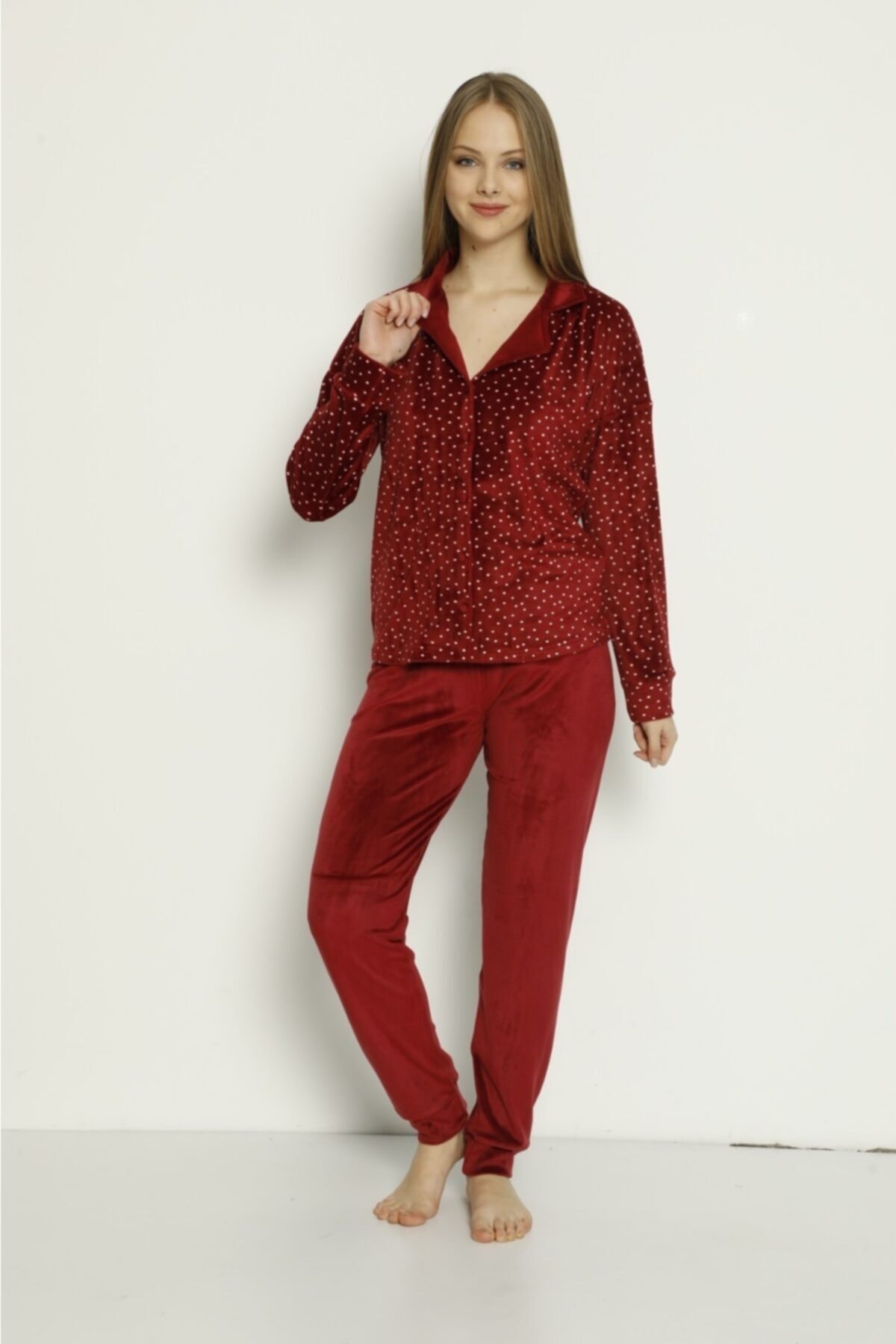Hira Önden Dügmeli %100 Saten Uzun Kollu Puantiyeli Pijama Takımı