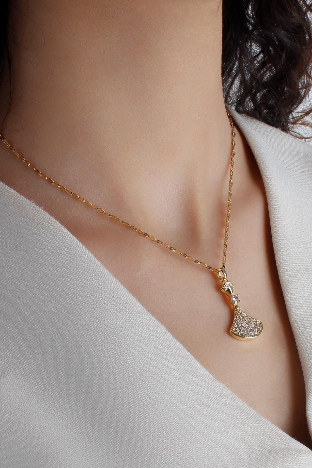 MadameConcept Gold Renk Zirkon Taşlı Çelik Zincir Kolye