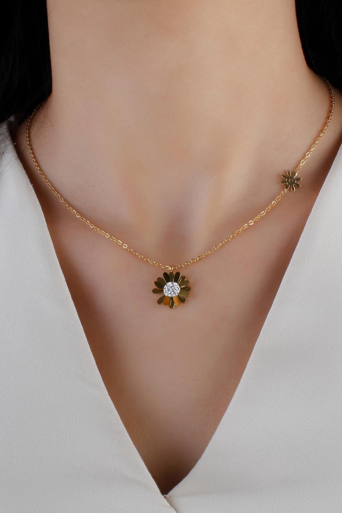 MadameConcept Gold Renk Papatya Figürlü Zirkon Taşlı Çelik Zincir Kolye