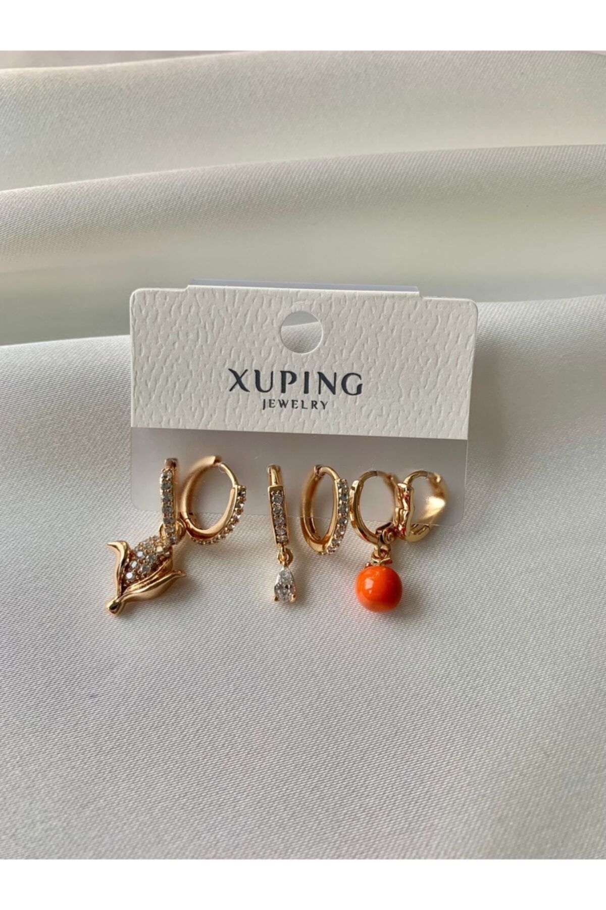 Çelik Mel's Accessoriess Altılı Modern Altın Küpe