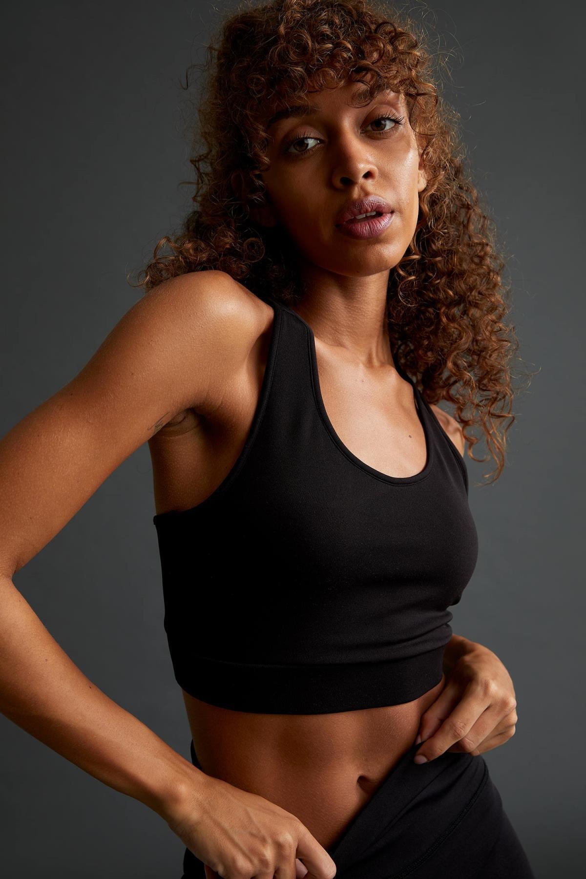 DeFacto Kare Yaka Çapraz Sırtlı Sporcu Sütyeni