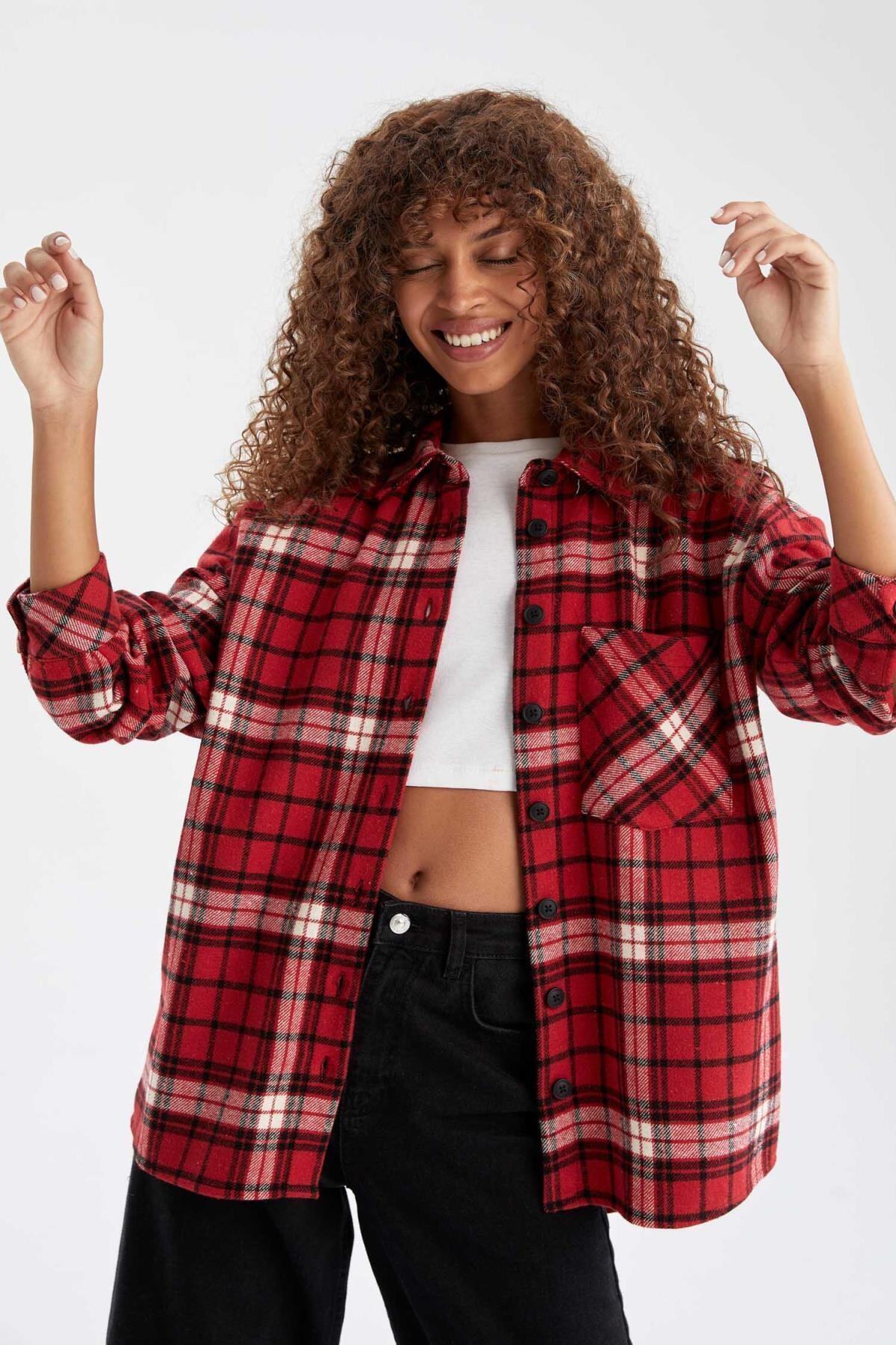 DeFacto Retro Ekoseli Relax Fit Cep Detaylı Flanel Oduncu Gömlek