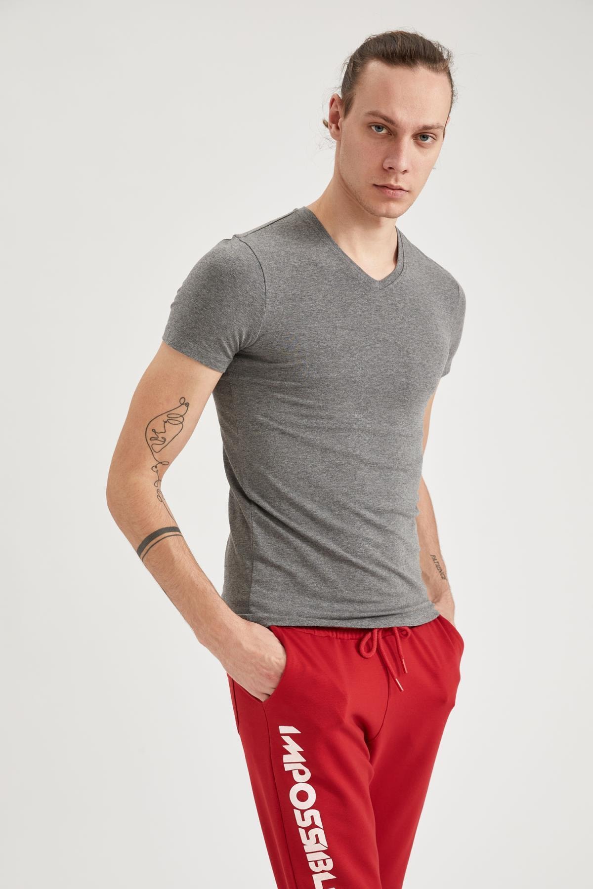 DeFacto Erkek Antrasit V Yaka Basic Kısa Kollu Fanila L4884AZ21SP