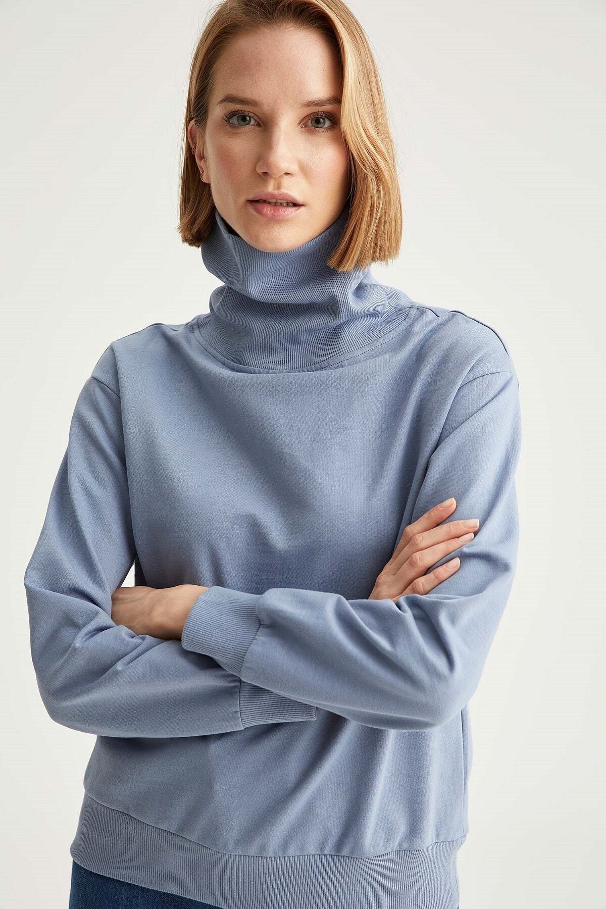 DeFacto Kadın Mavi Balıkçı Yaka Relax Fit Sweatshirt S8870AZ20WN