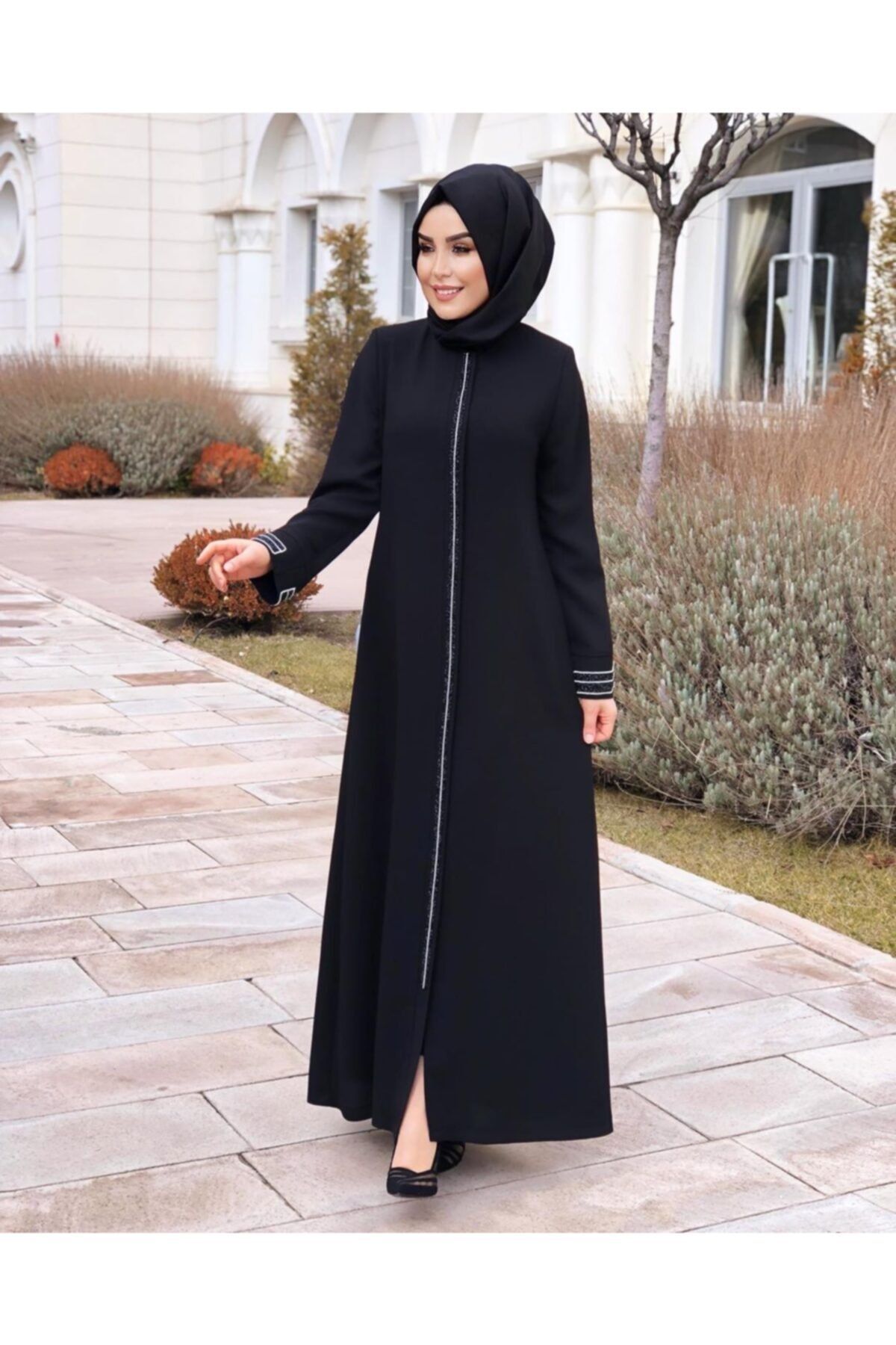 derin store Ön ve Kol İşlemeli Ferace