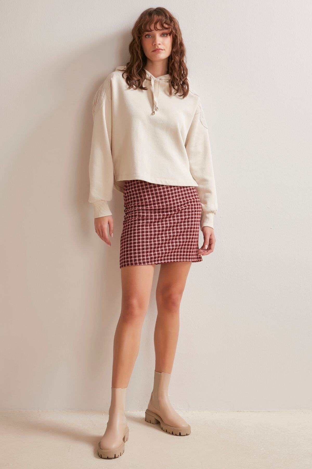 Jimmy Key Kadın Kırmızı Ekose Desenli Düz Kesim Örme Etek