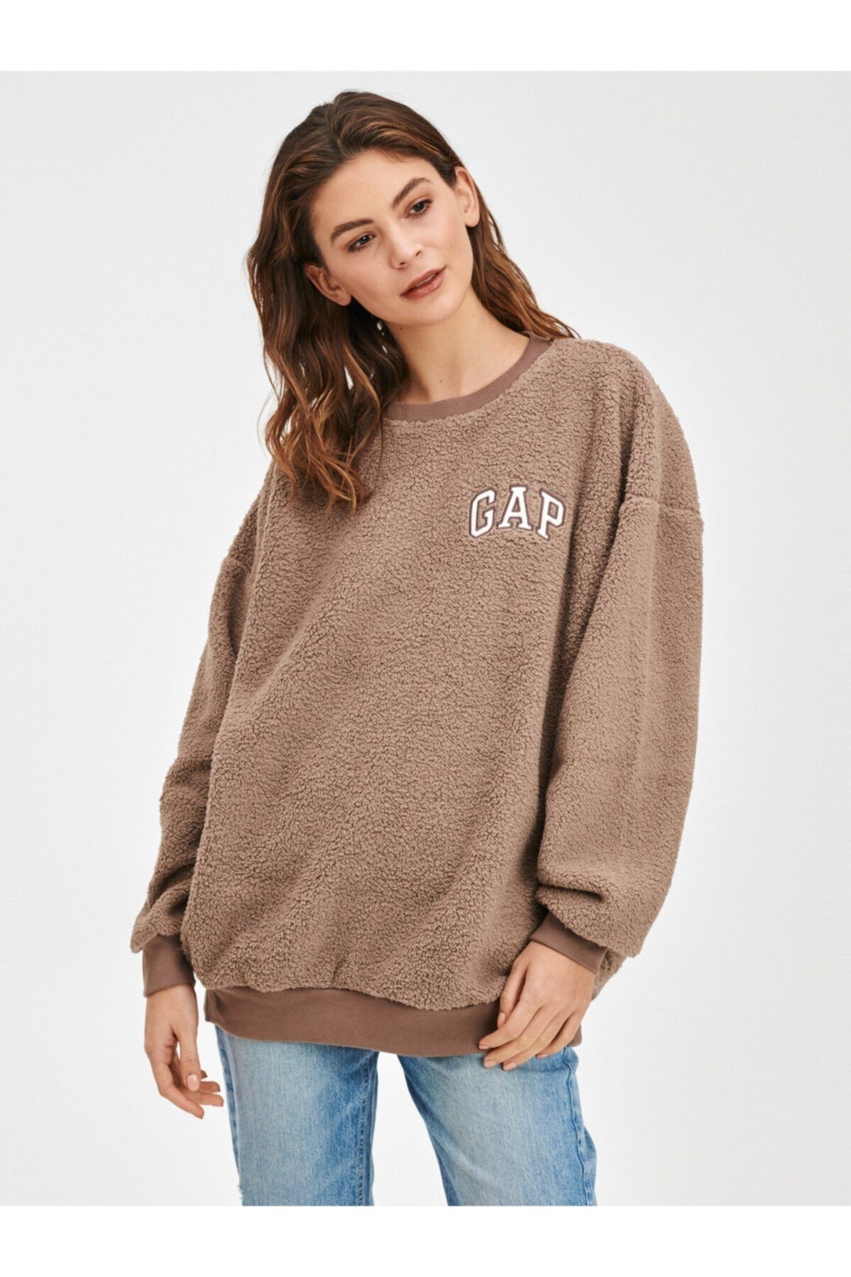 GAP Kadın Kahverengi Sherpa Logo Sweatshirt