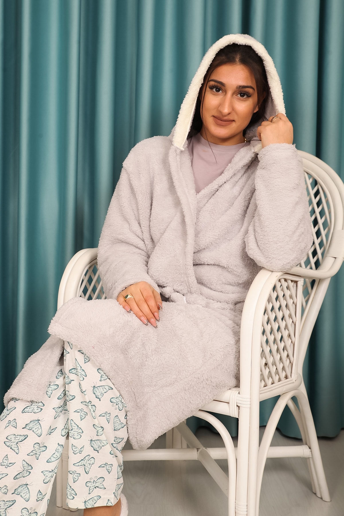 MAY MARA Kadın Nakışlı Peluş Sabahlık