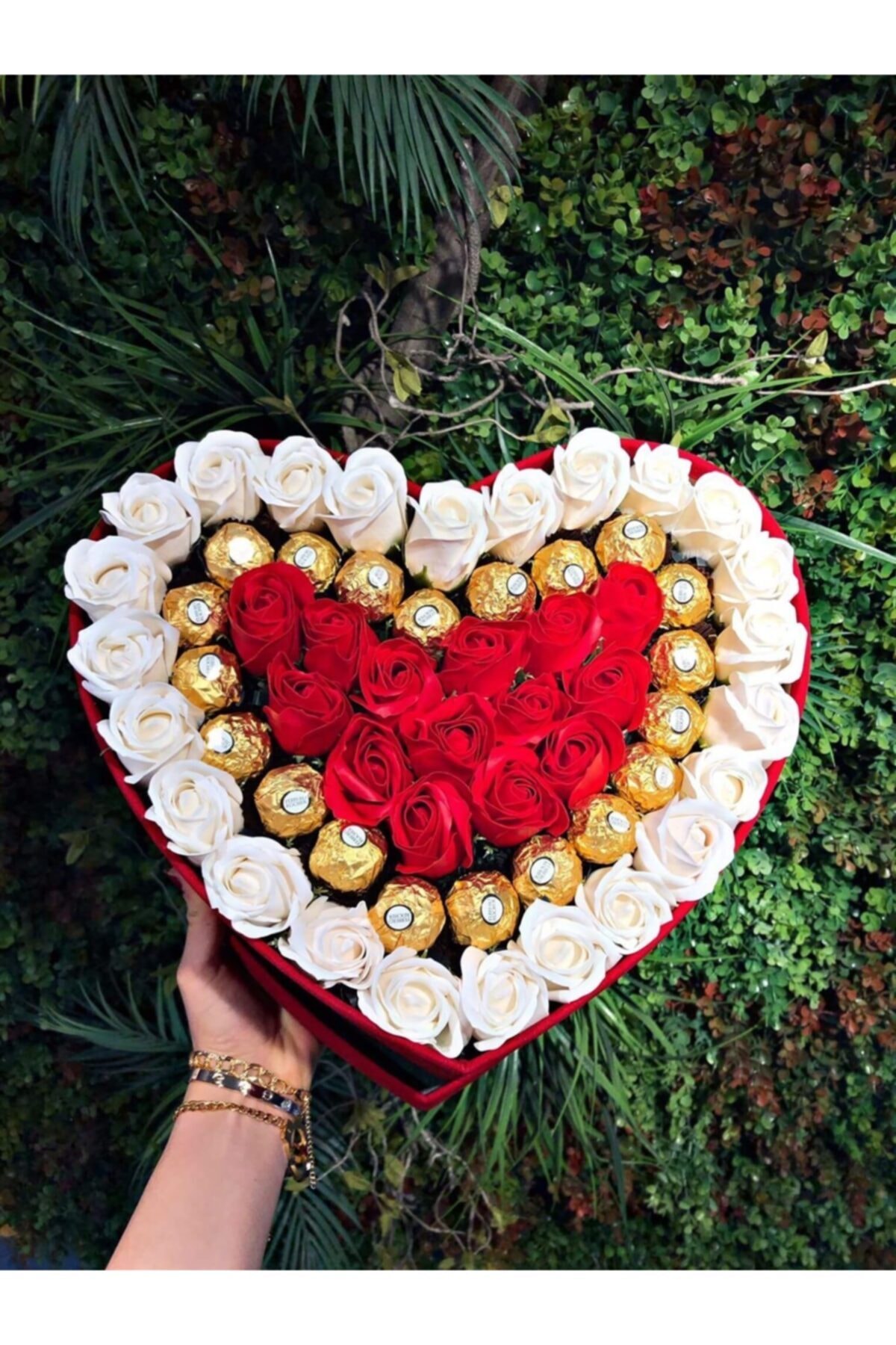 WATCHOFROYAL Royal Box Love Bıg Red Chocolate