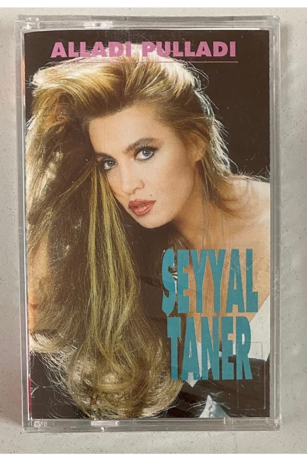 Plakevi İzmir Seyyal Taner Alladı Pulladı Kaset