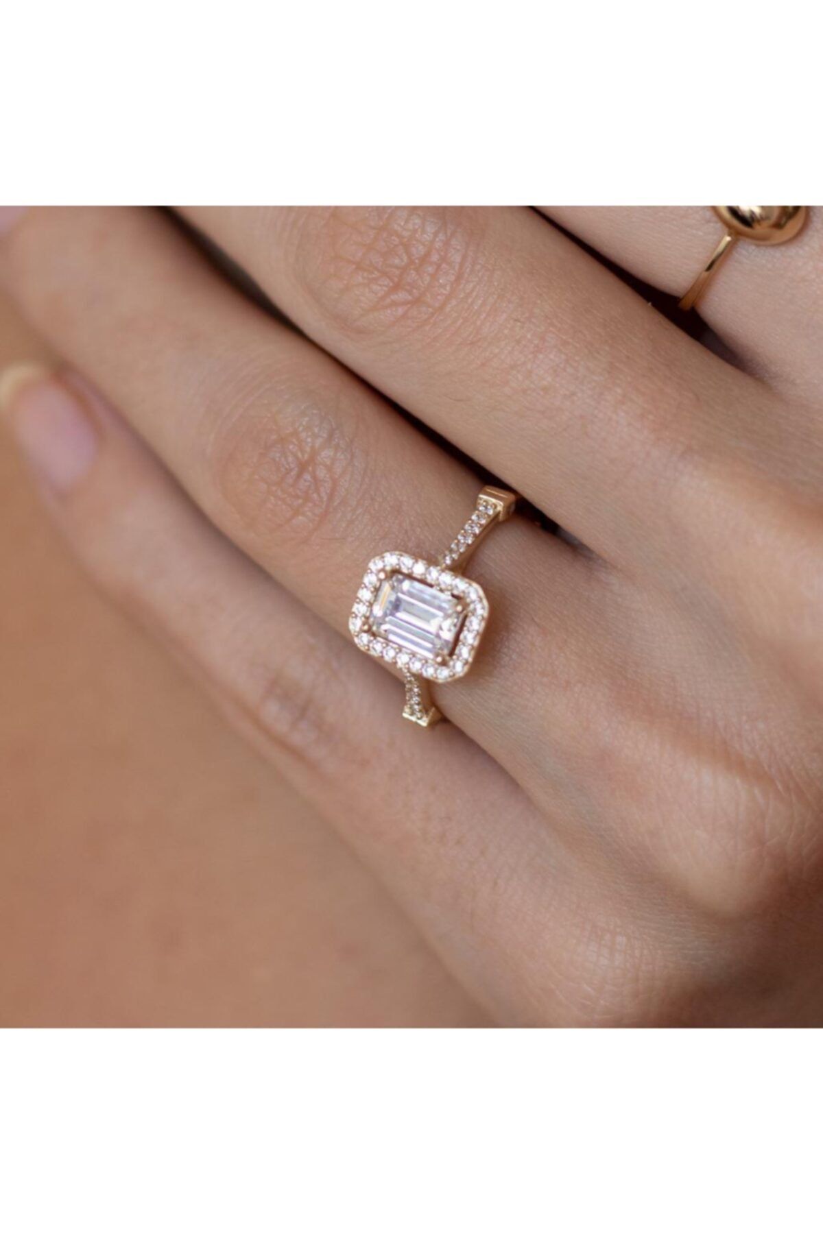 Oroline Kuyumculuk Baget Yanı Taşlı Yüzük 14k