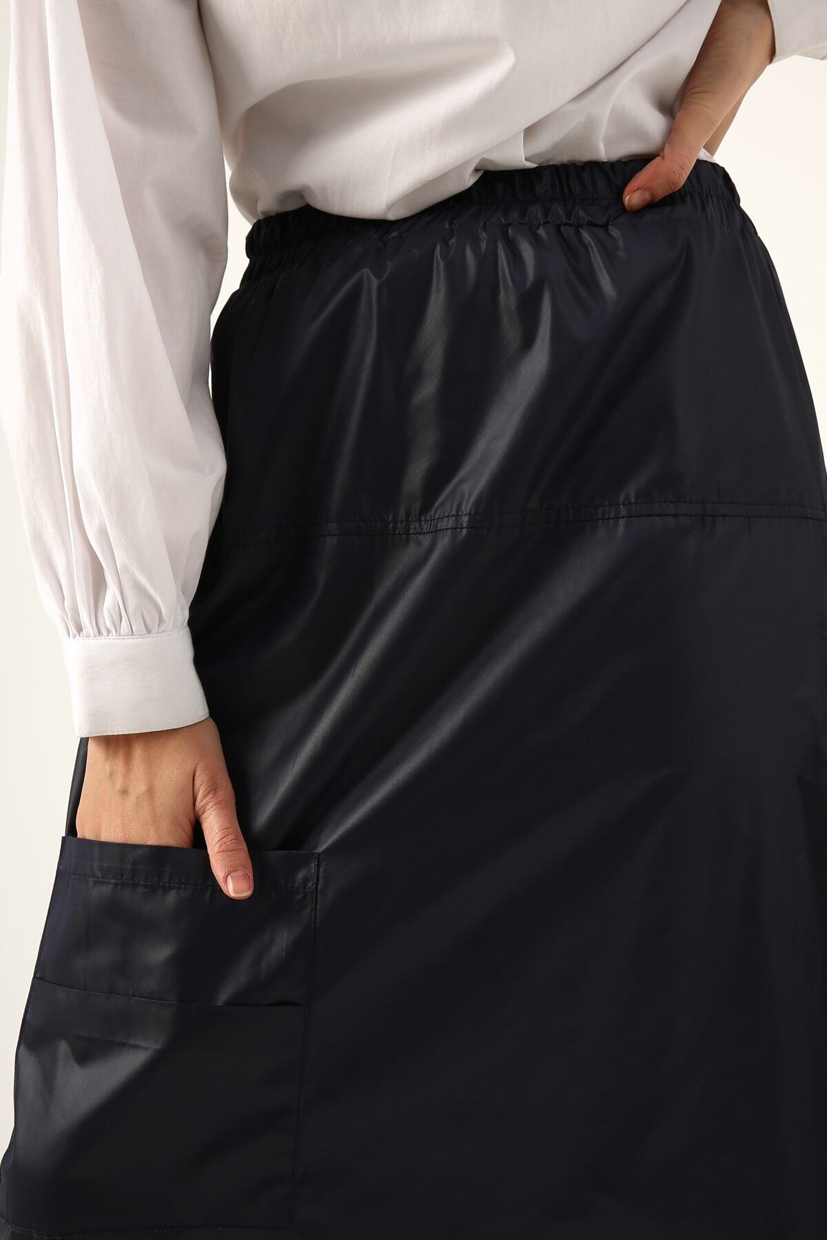 Ekrumoda Lacivert Bel Lastikli Cepli Asimetrik Etek