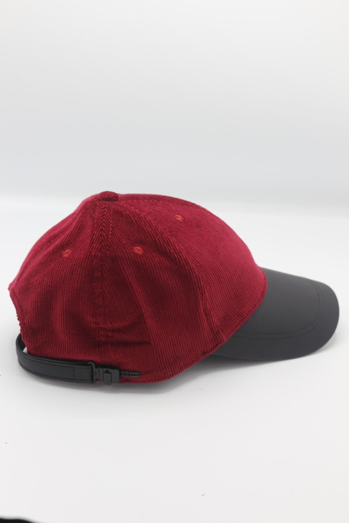 DEĞİŞİM AKSESUAR Unisex Kadife Deri Bordo Fermuar Kordon Şapka