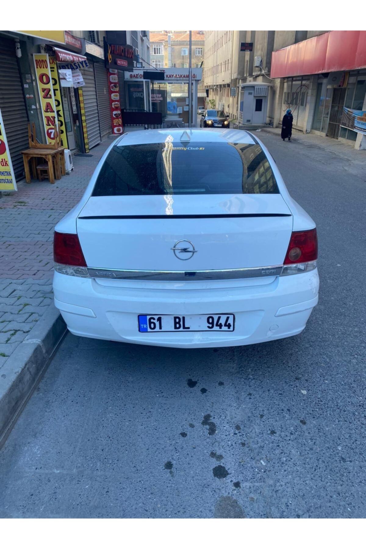 OTO H.İ.T. Opel Astra H Sedan Uyumlu  Bagaj Üstü Spoiler Piano Black