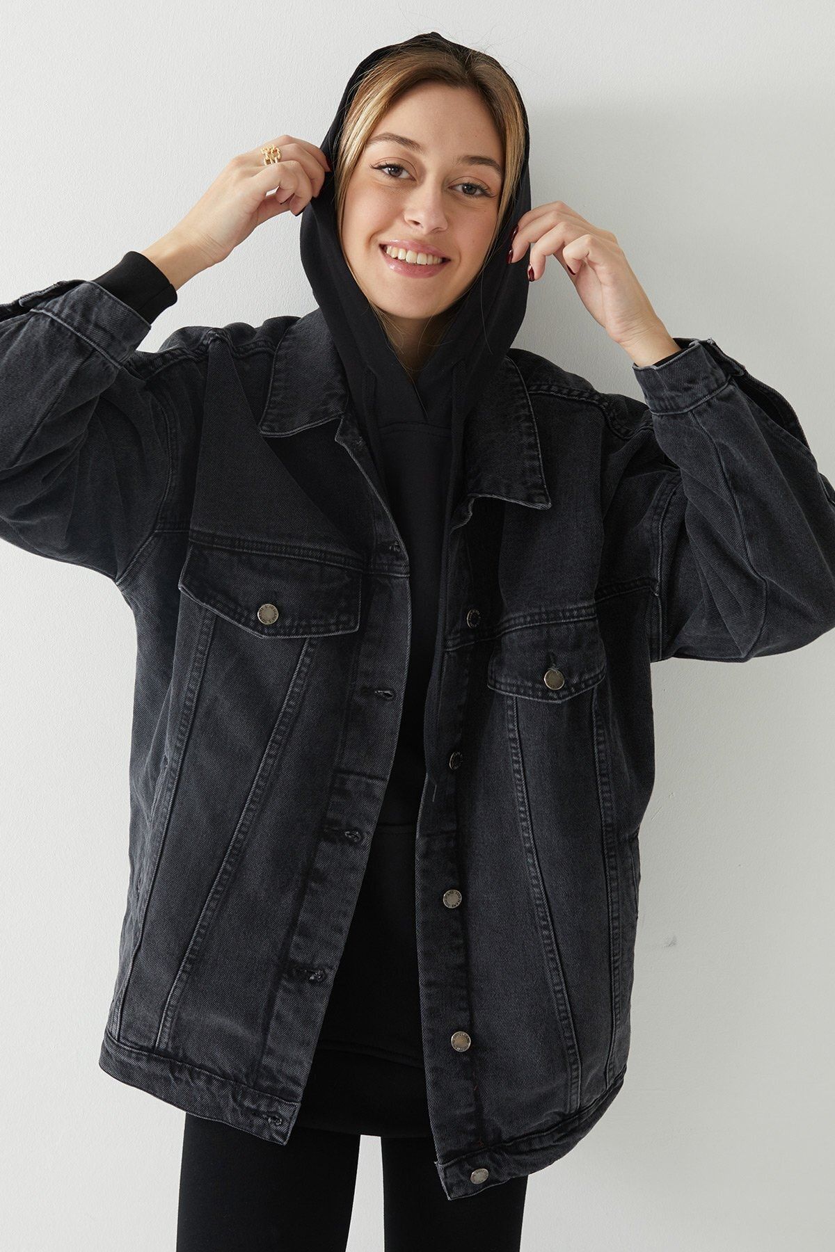 Suud Collection Yıkamalı Siyah Oversize Pamuklu Kot Ceket