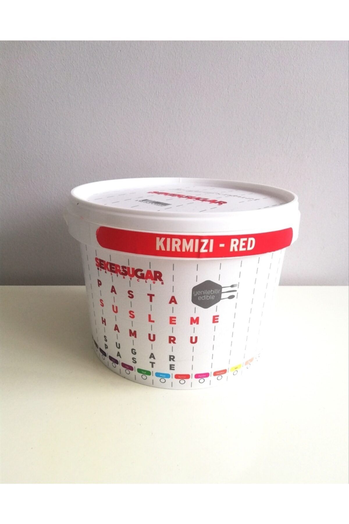 ŞEKER & SUGAR Şeker Hamuru 2,5kg Kırmızı