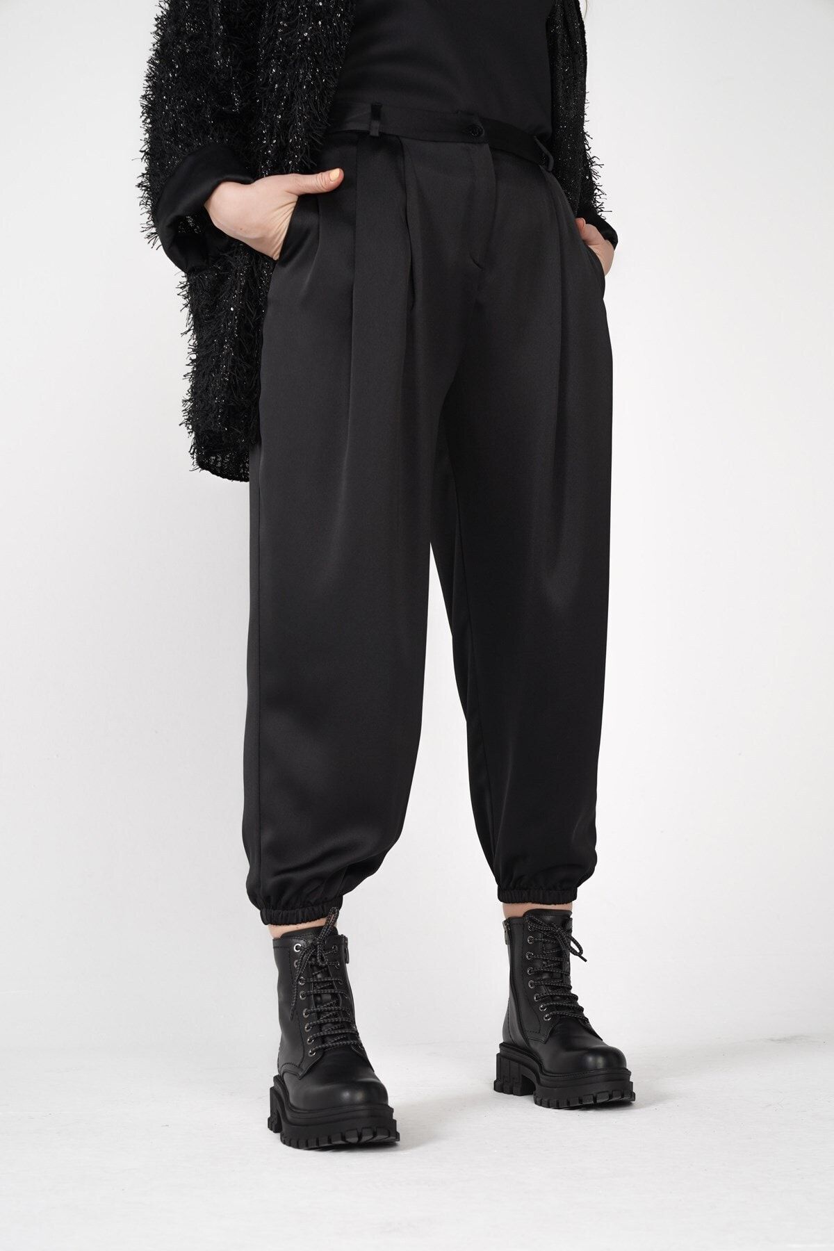 nevprive Ivy Scuba Pantolon Siyah