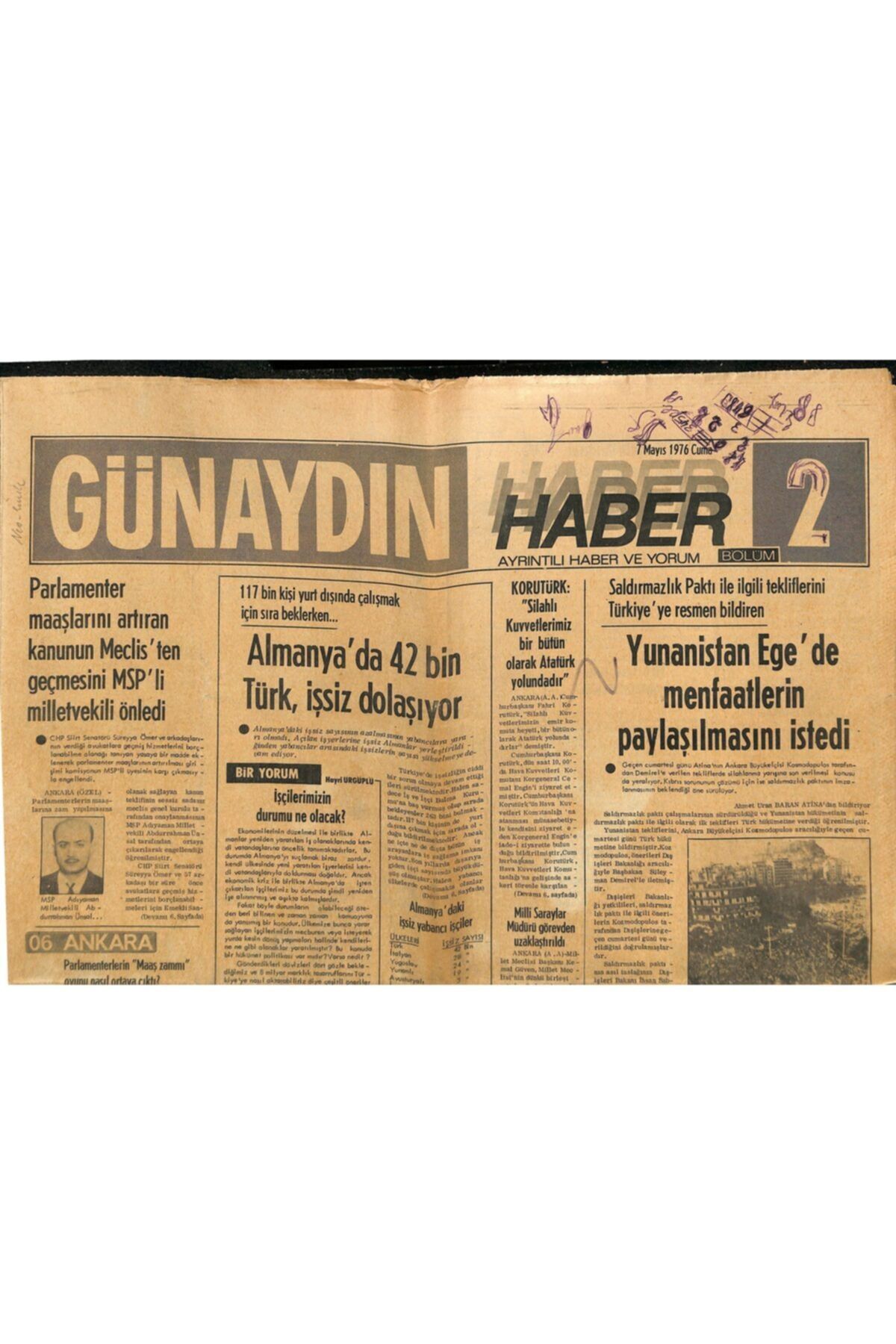 Gökçe Koleksiyon Günaydın Gazetesi Haber 2 Eki 7 Mayıs 1976 - Karamanlis Hükümeti Siyasi Cinayetle Itham Ediliyor