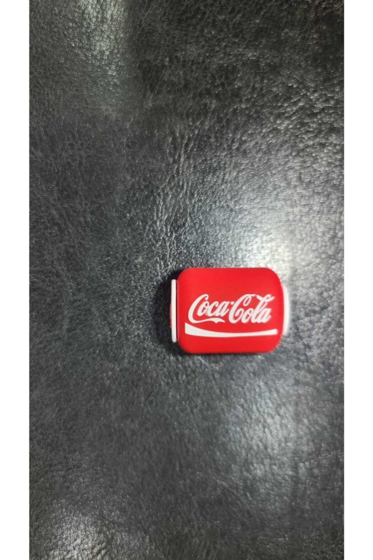 Cephane Tel Kutu Cocacola Figür Kablo Koruyucu