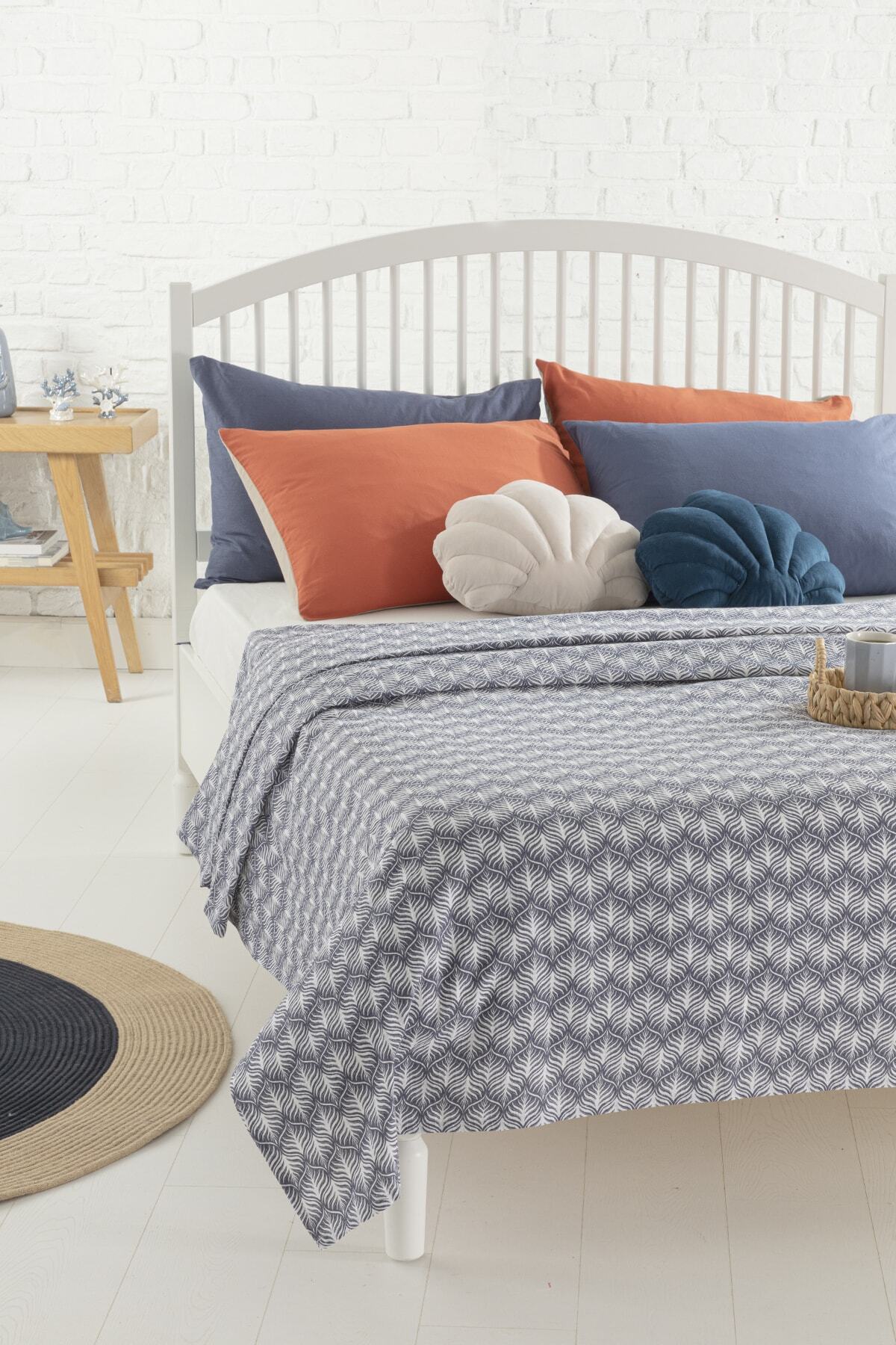 English Home Palm Shadow Baskılı Çift Kişilik Pike 200x220 Cm Lacivert