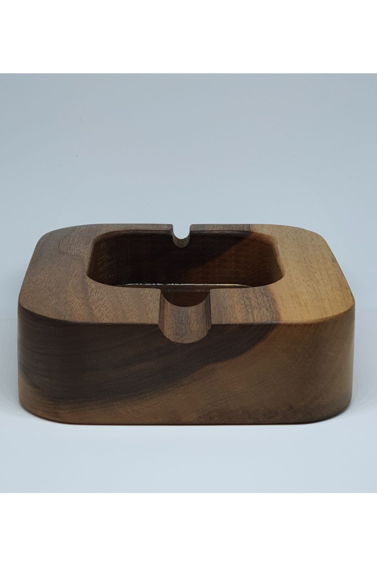 Mesa Ahşap Ceviz El Imalatı Çift Oluklu Puro Küllük 13,5cm X 13,5cm