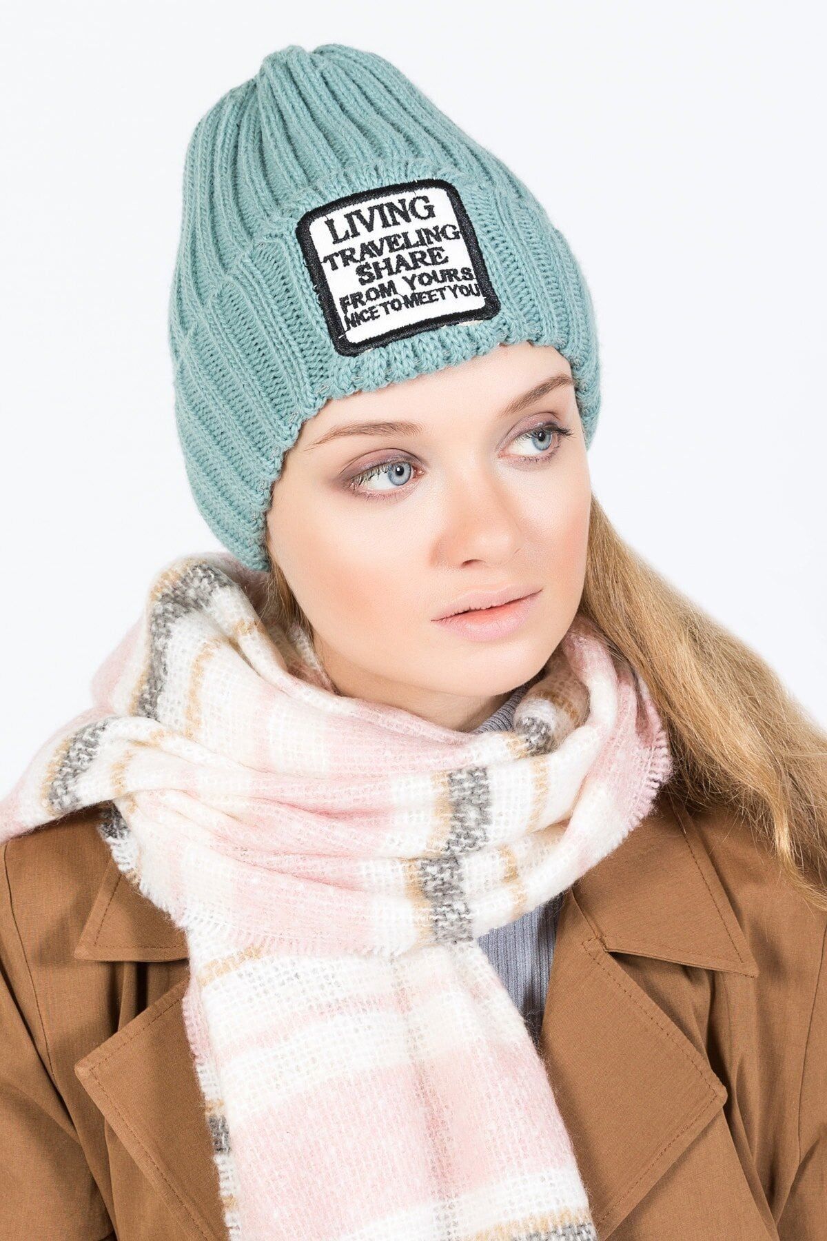 Cinnamon Bunny Triko Bere Slogan Desenli Unisex Mint Yeşil