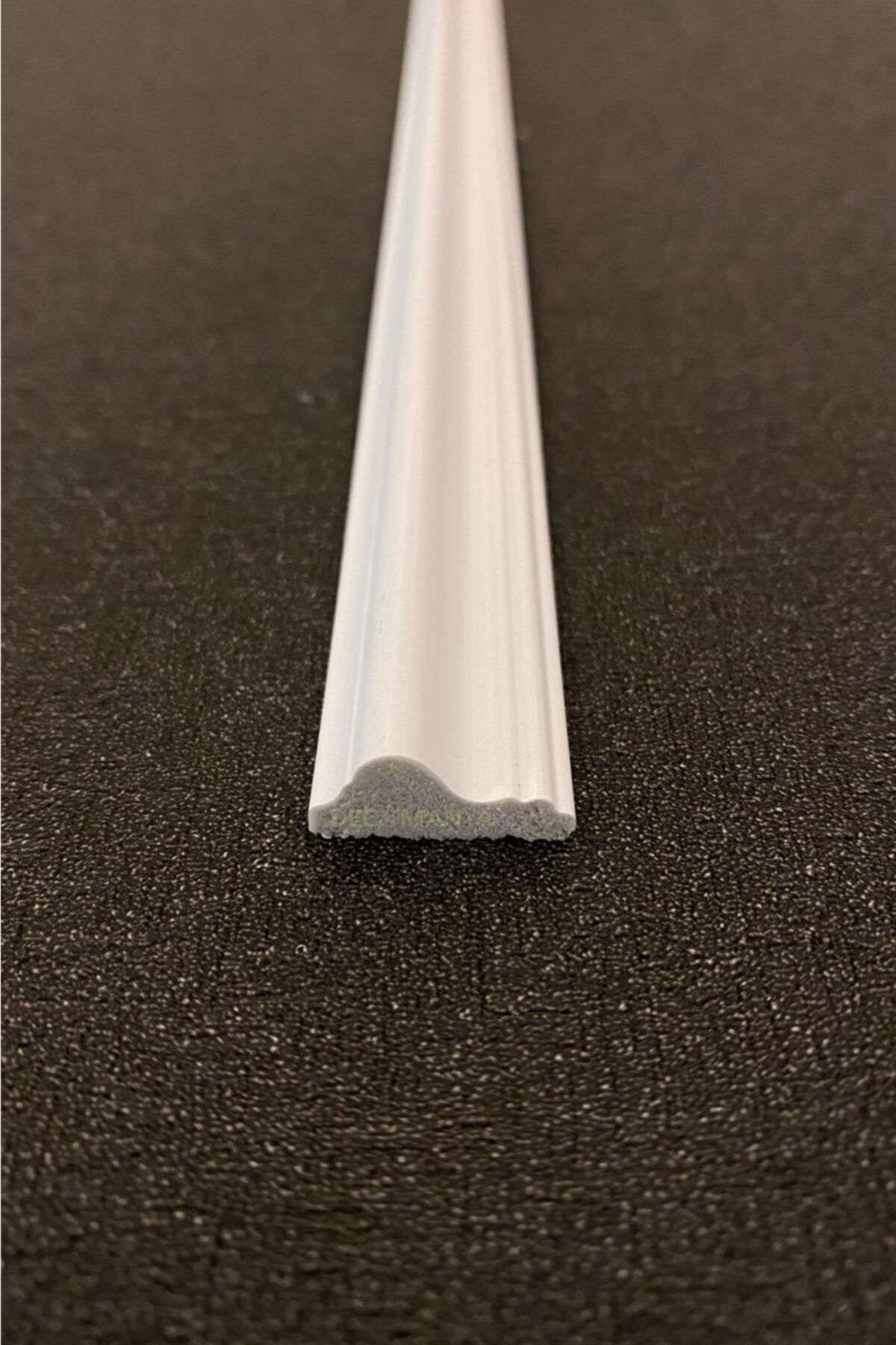 Decomanya Boyanabilir Duvar Çıtası 2 Cm 35 Boy 84 Metre