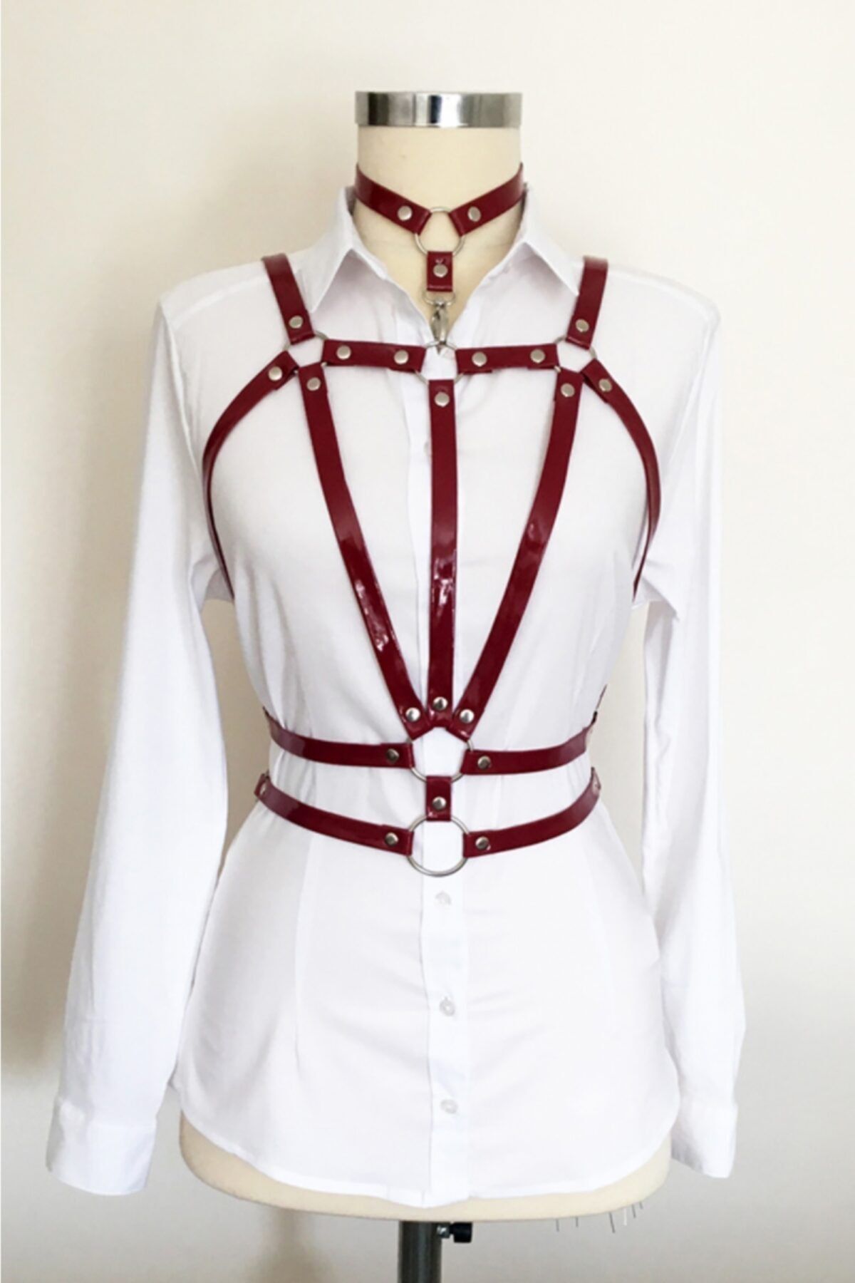 Dreamsshop Boyundan Bağlamalı Çift Sıralı Üçgen Deri Harness - Apft115