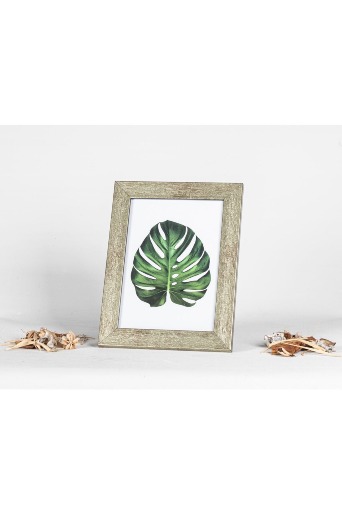 Bicanzade Masaüstü Dekoratif Resim & Fotoğraf Çerçevesi Eskitme Desenli Resim Çerçevesi 13 X18