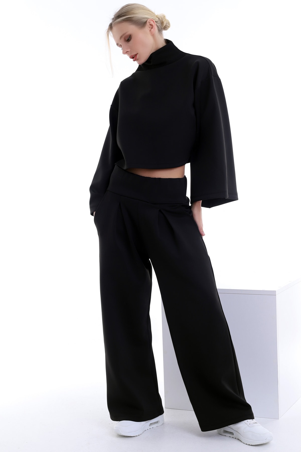 Dreamlike Özel Tasarım Dik Yaka Volan Kol Bluz Ispanyol Paça Pantolon Takım