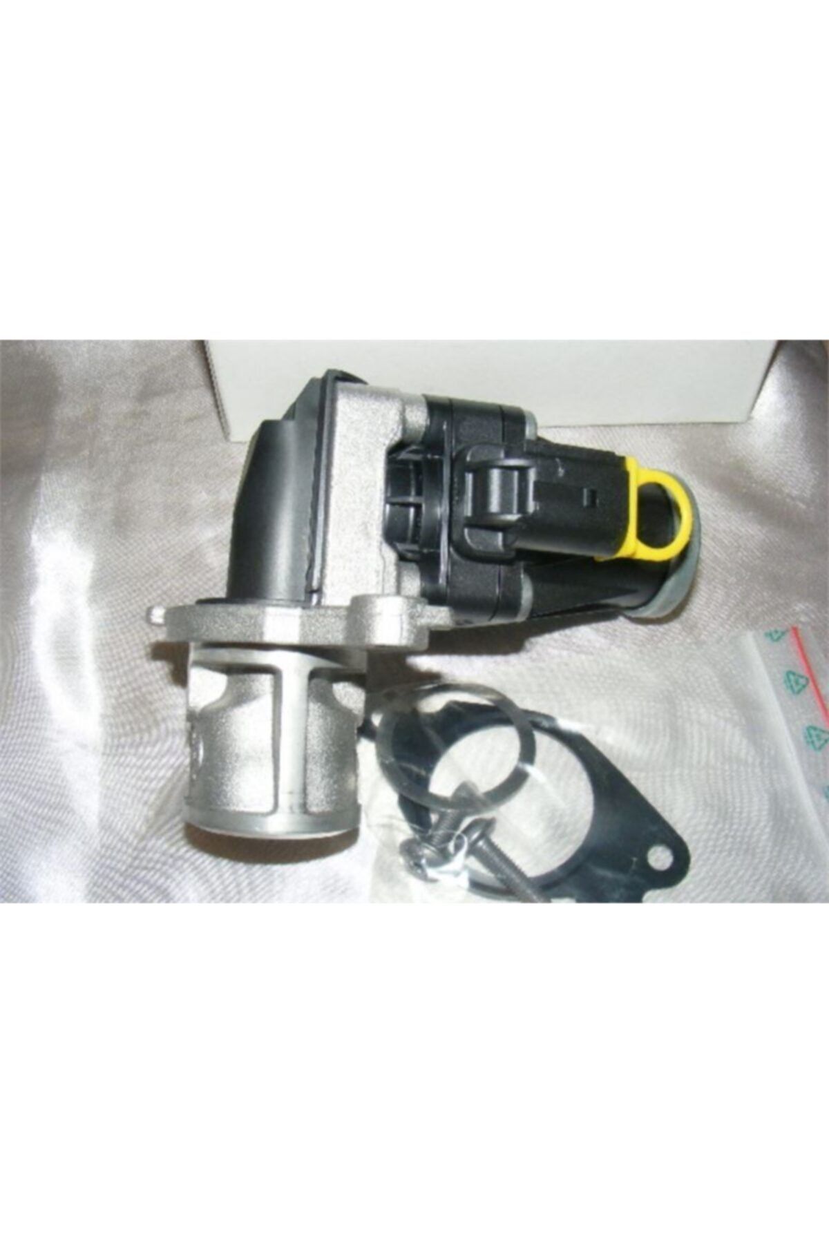 ÖZGÜÇYEDEK Motor Su Sıcaklık Sensoru Z12xep Z14xep Astra H Astra J Corsa D Uyumlu