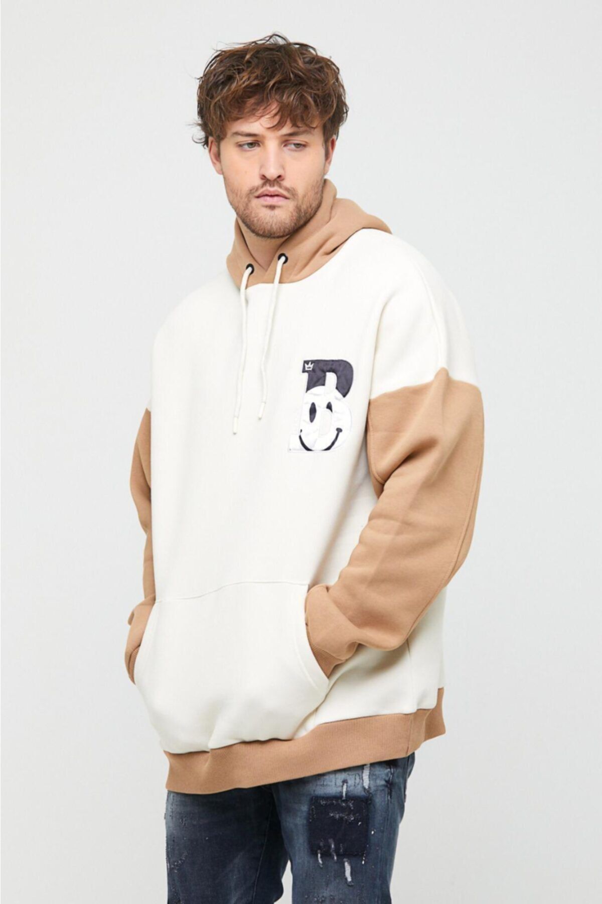 Livee co Unisex Breezy White/brown Hoodie