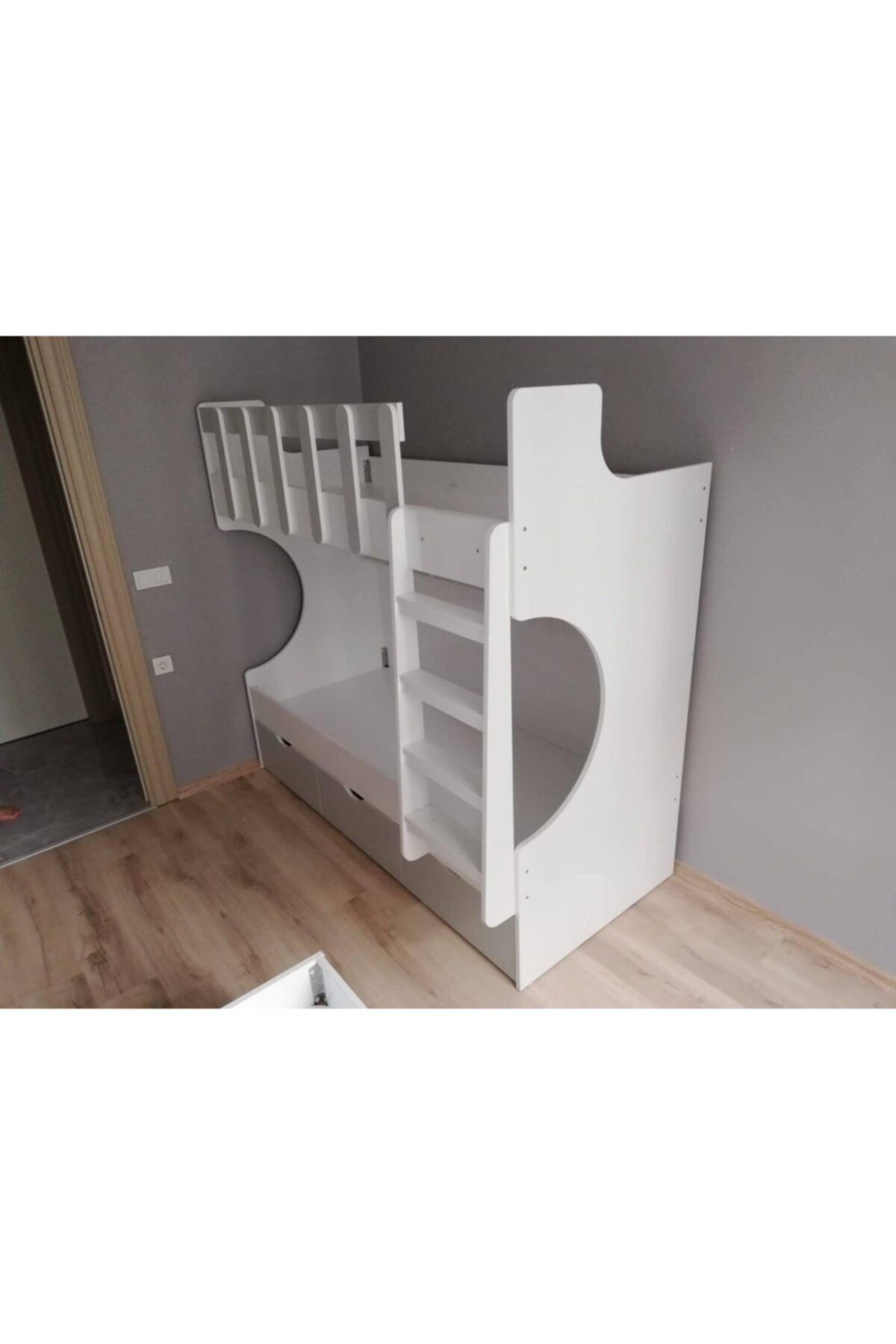 EMİN MOBİLYA DEKORASYON Yavrulu Ranza % 100 Mdf Tırmanma Merdivenli
