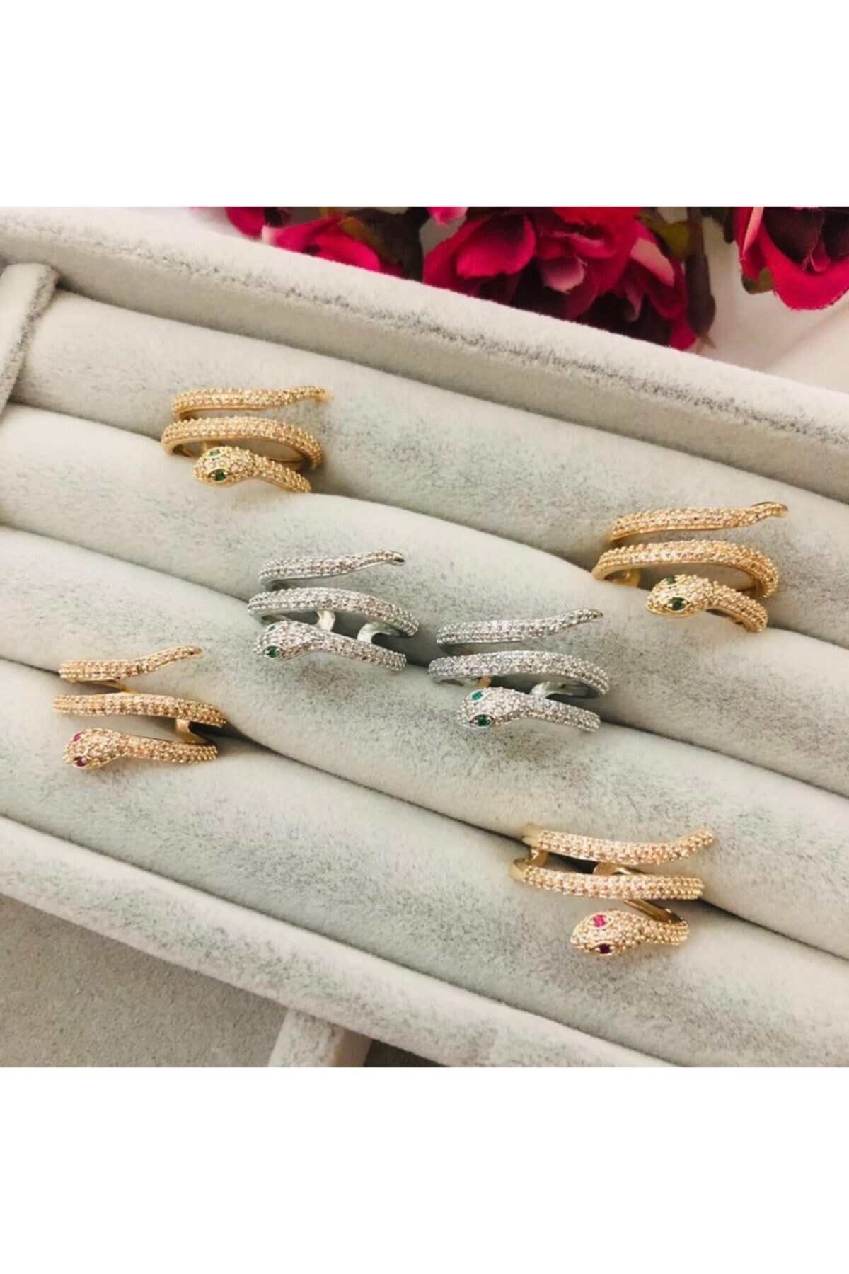hills accesories Yılan Taşlı Yüzük