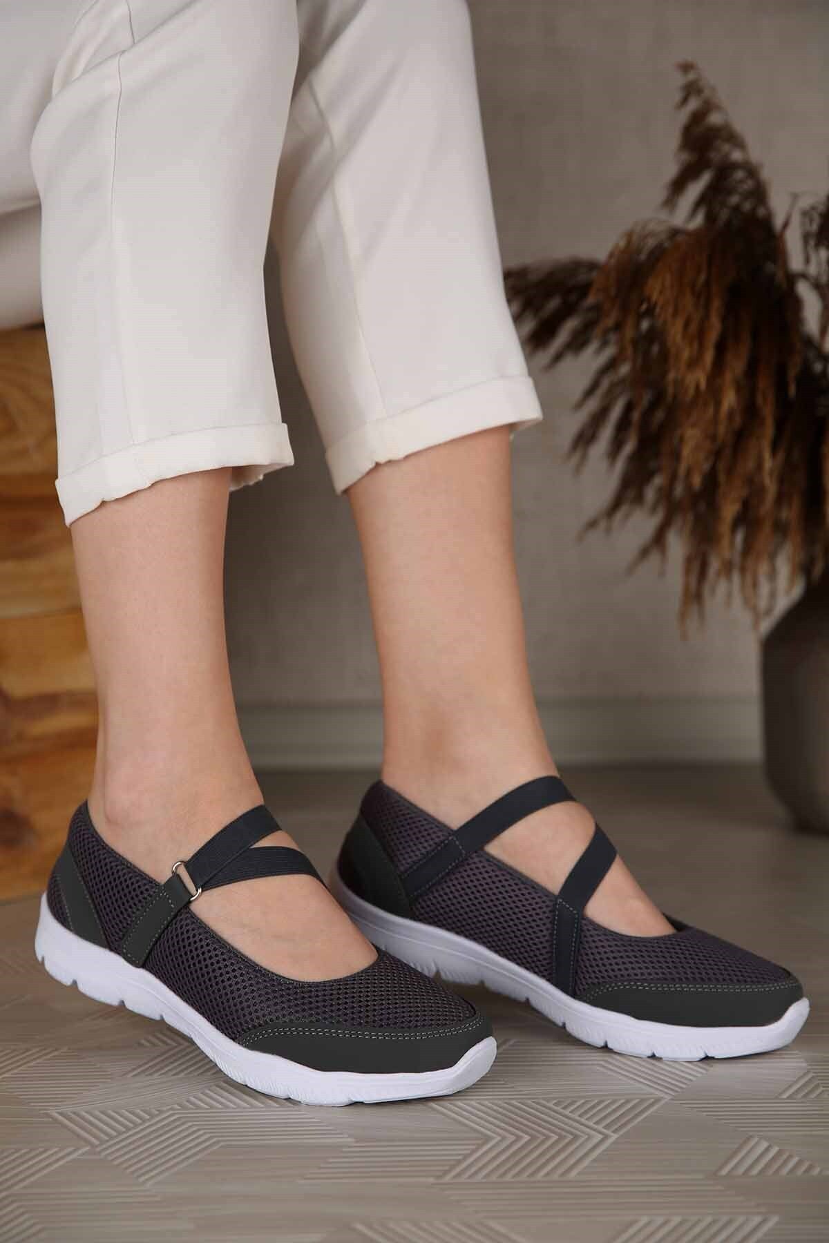MODA SEVİLEN Kadın Füme Renk Spor Ortopedik Taban Babet