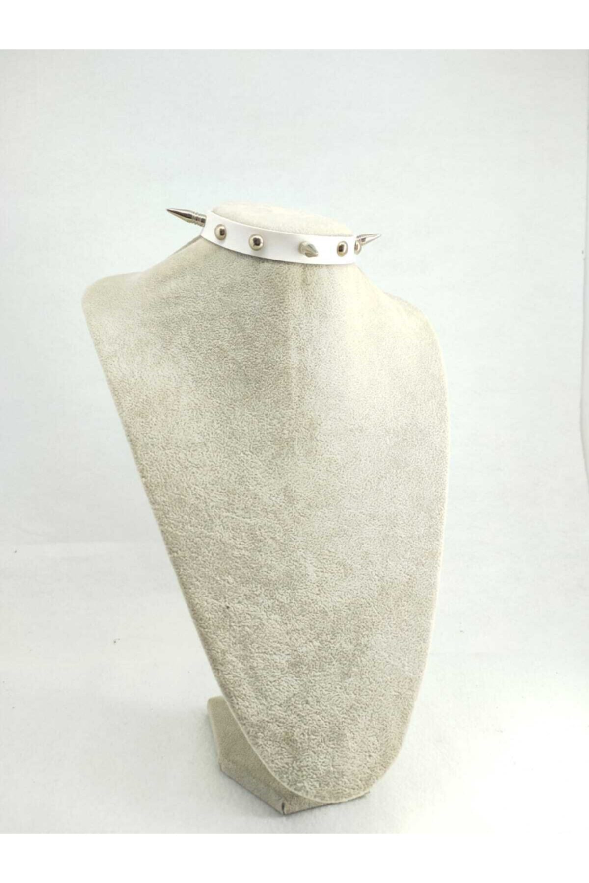 Fugusugu White Three Bullet Gothic Choker