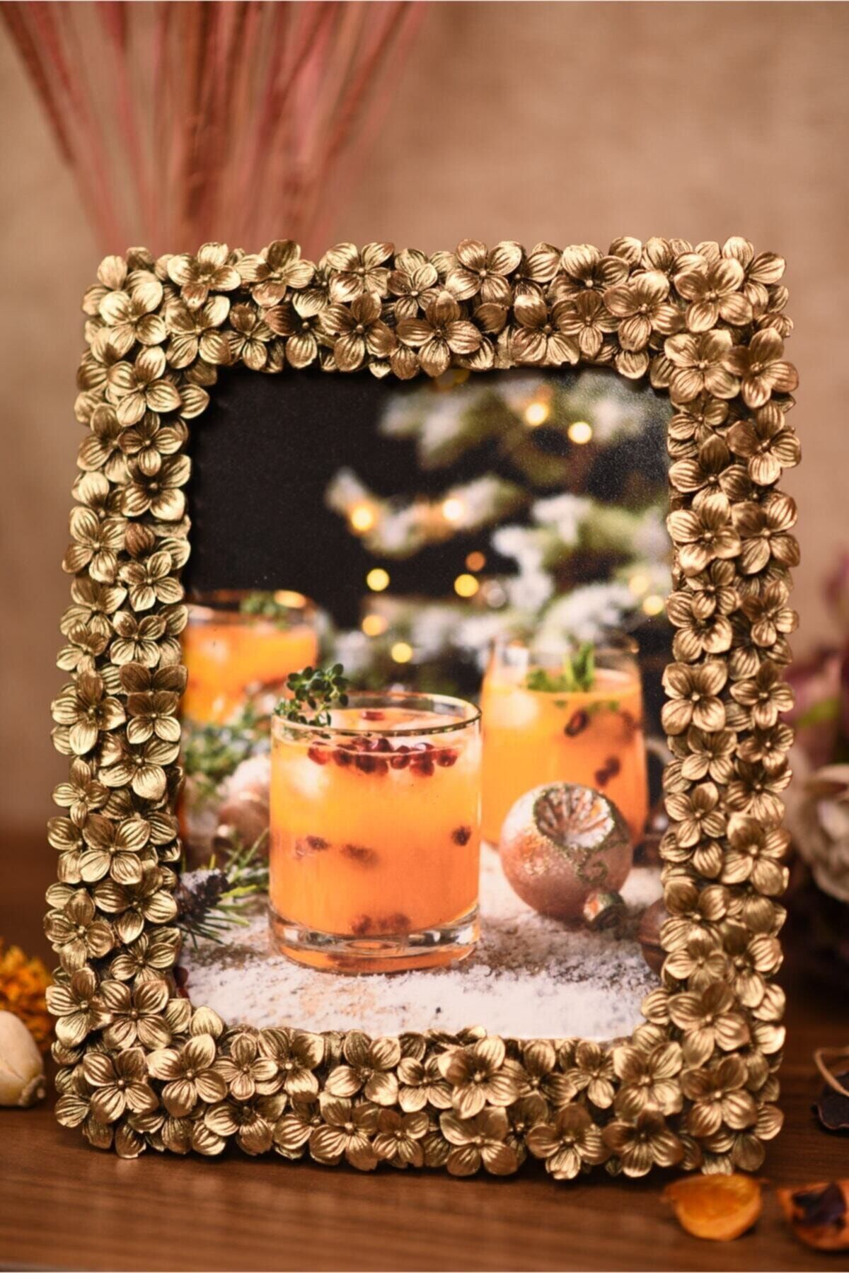 studyosercan2 Fotoğraf Çerçevesi 15x21 Ebatında Lüx Tasarım 1.sınıf Polyester Eskitme Altın Tomurcuk Çiçek