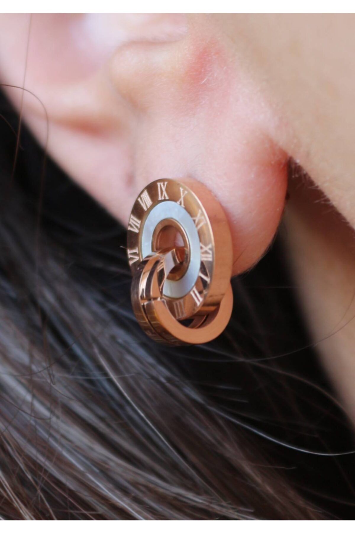 Owentis Çelik Rosegold Bvlgari Model Roma Rakamlı Dönence Küpe