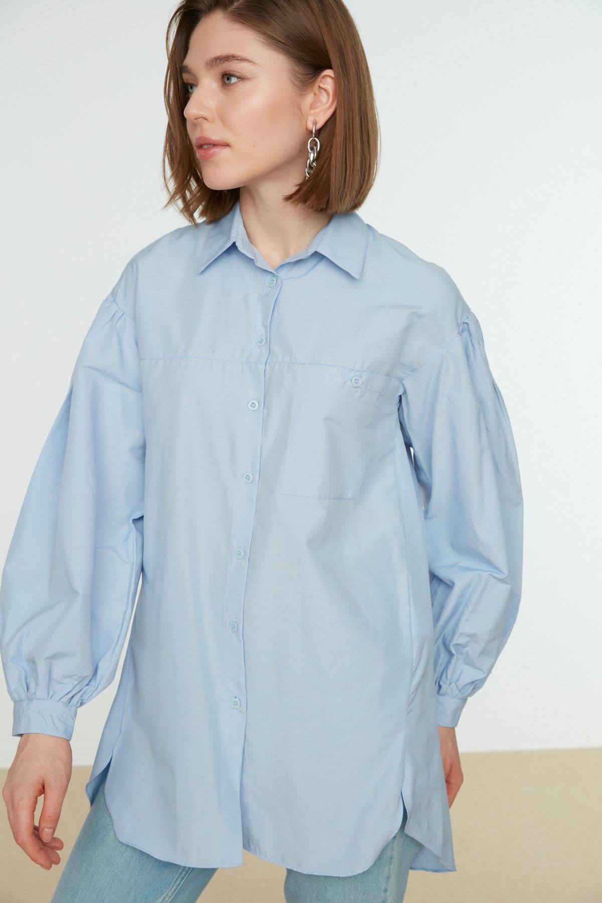 Trendyol Modest Açık Mavi Balon Kol Gömlek Yaka Tesettür Tunik TCTSS21GO0976