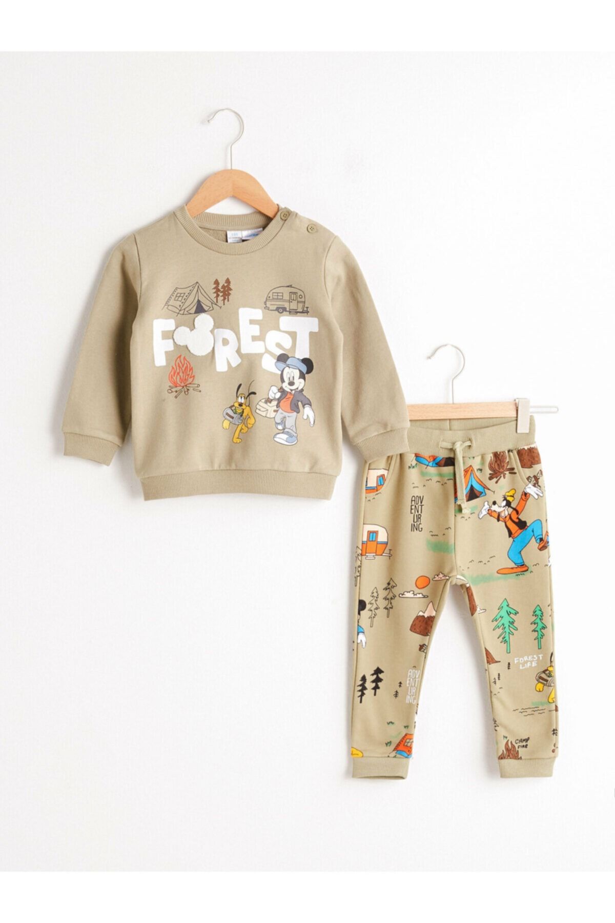 lc waikiki mickey mouse erkek bebek acik haki fn0 bebek takimlari fiyati yorumlari trendyol