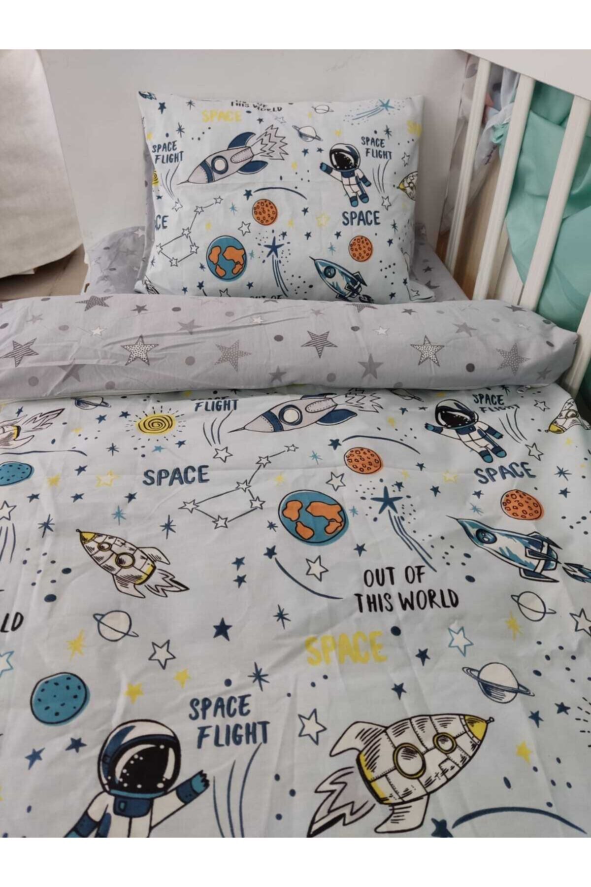 Bebek Özel Pamuklu Çocuk 100x200 Montessori Yastık Çarşaf Yorgan Uzay Astronot Gri Yıldızlı
