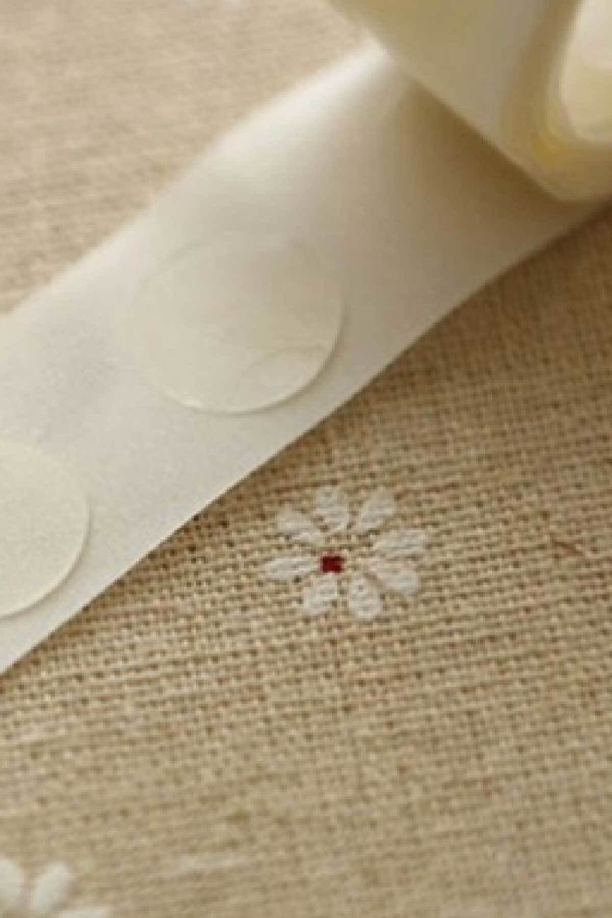 TATLI GÜNLER Balon Yapıştırma Için Çift Taraflı Minik Bant 1,2x1,2cm 100 Adet