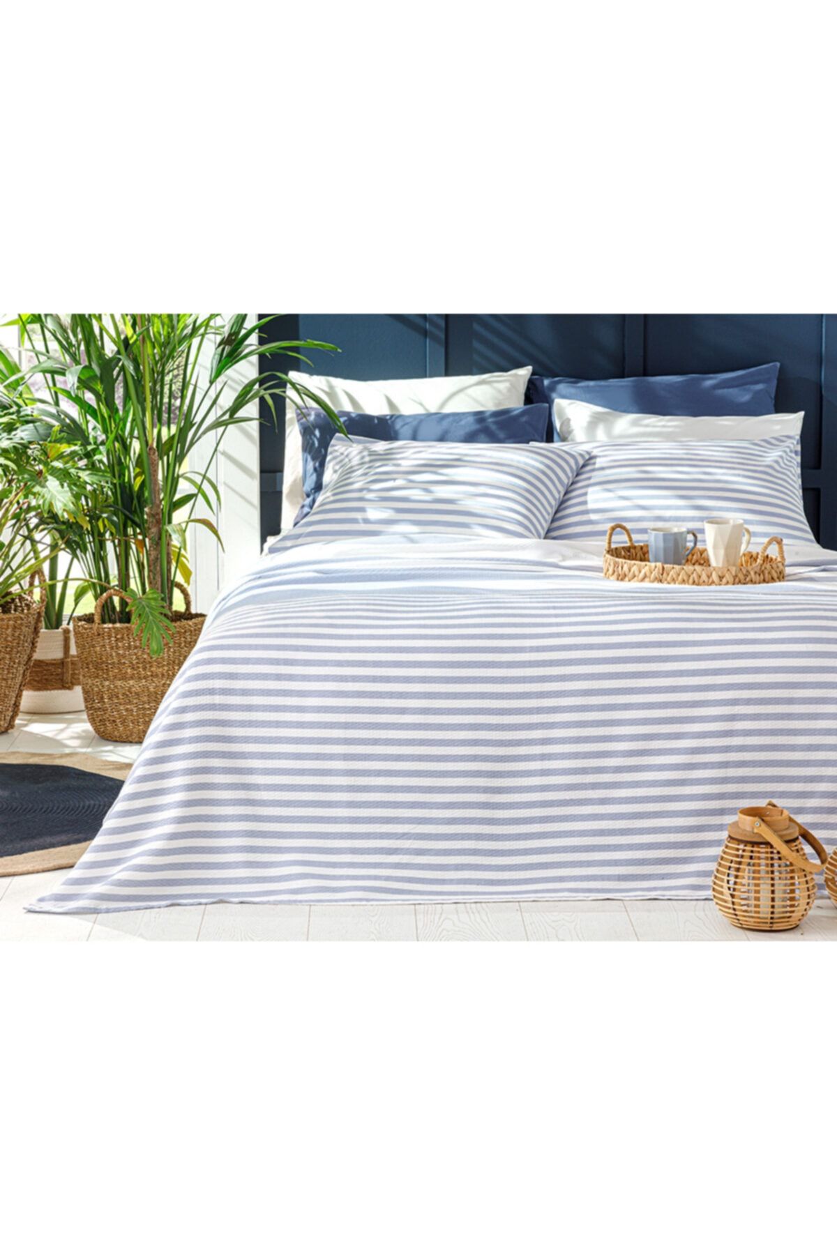 English Home Hip Stripe Baskılı Çift Kişilik Pike Takımı 200x220 Cm Mavi