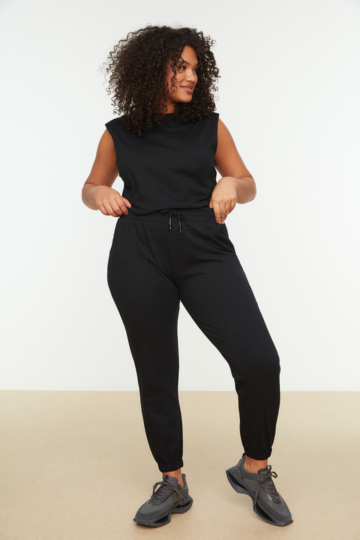 Trendyol Curve Plus Size Sweatpants 