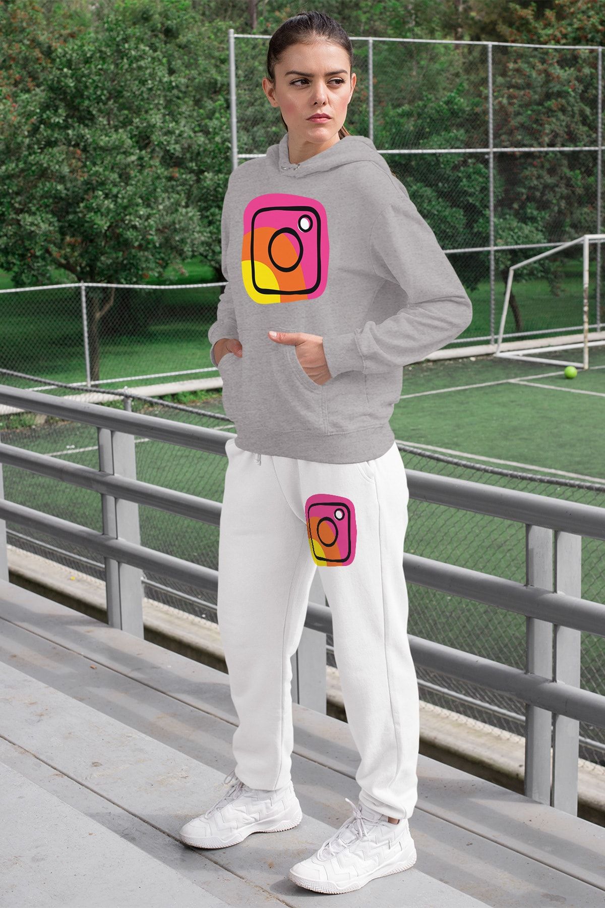 Angemiel Wear Rengarenk Instagram Logosu Kadin Esofman Takimi Gri Kapsonlu Sweatshirt Beyaz Esofman Alti Fiyati Yorumlari Trendyol
