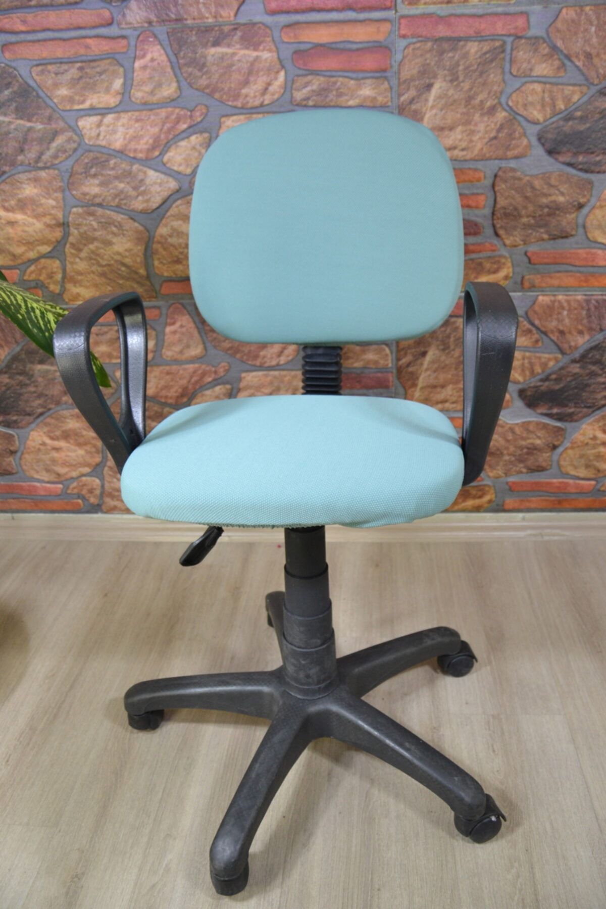 Godrej discount diva chair