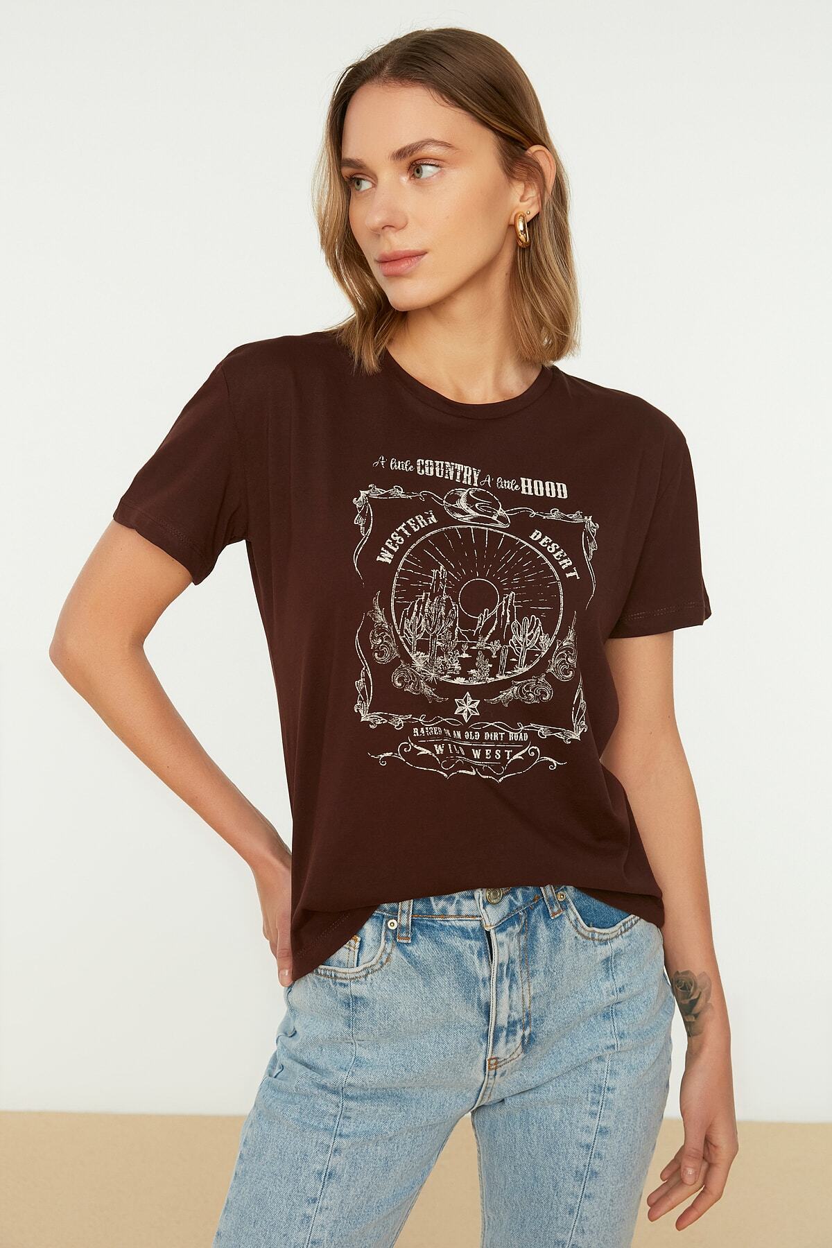 Brown fitted t shirt clearance